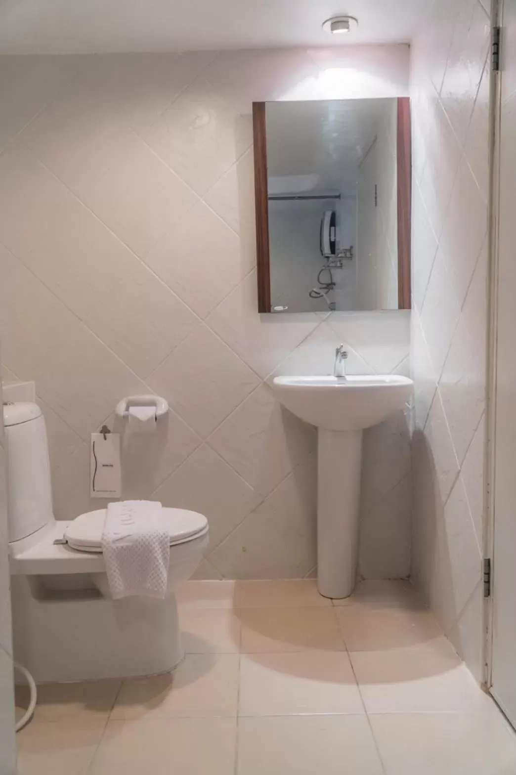 Shower, Bathroom in Noble Place Chiangmai