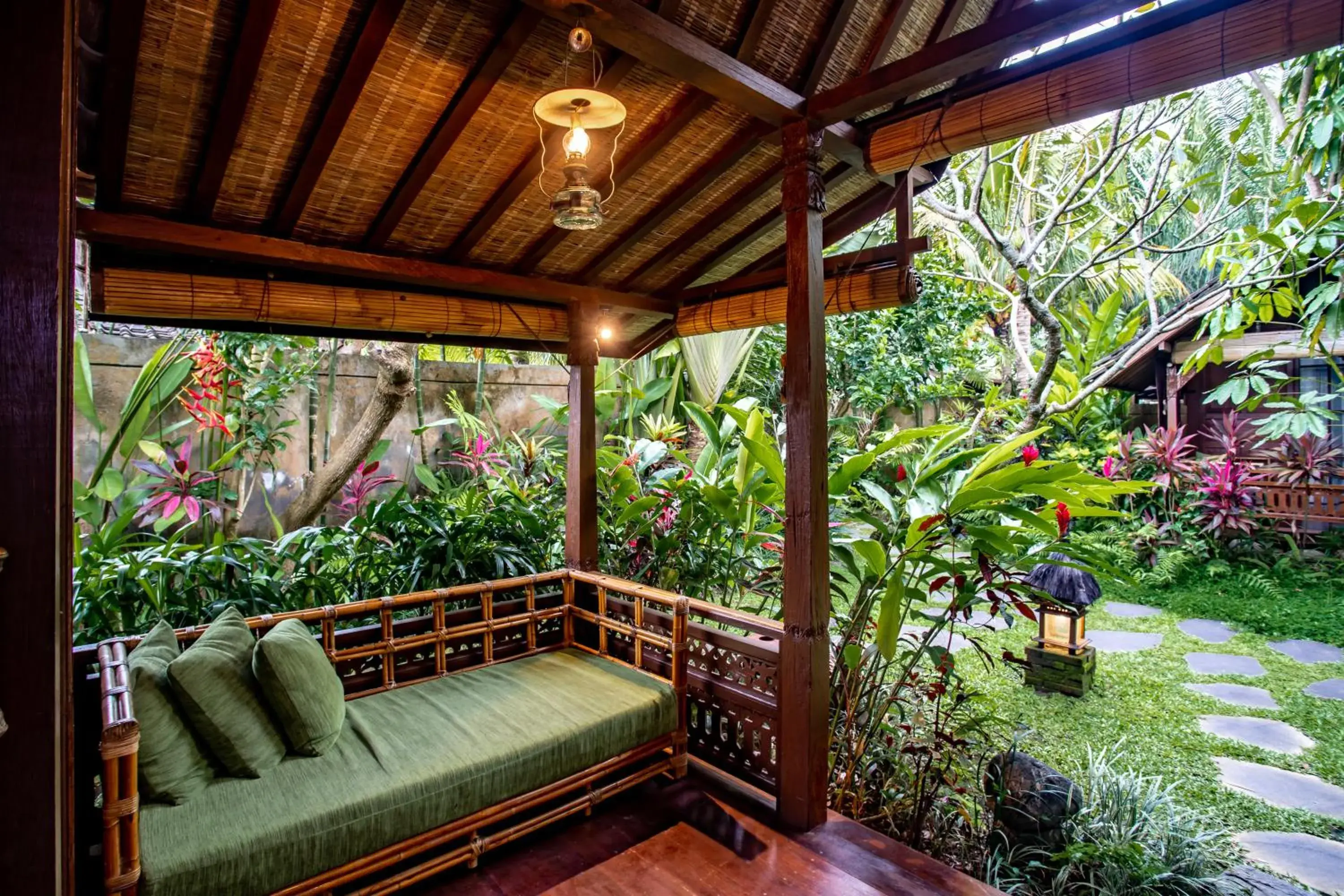 Bed in Arya Villas Ubud