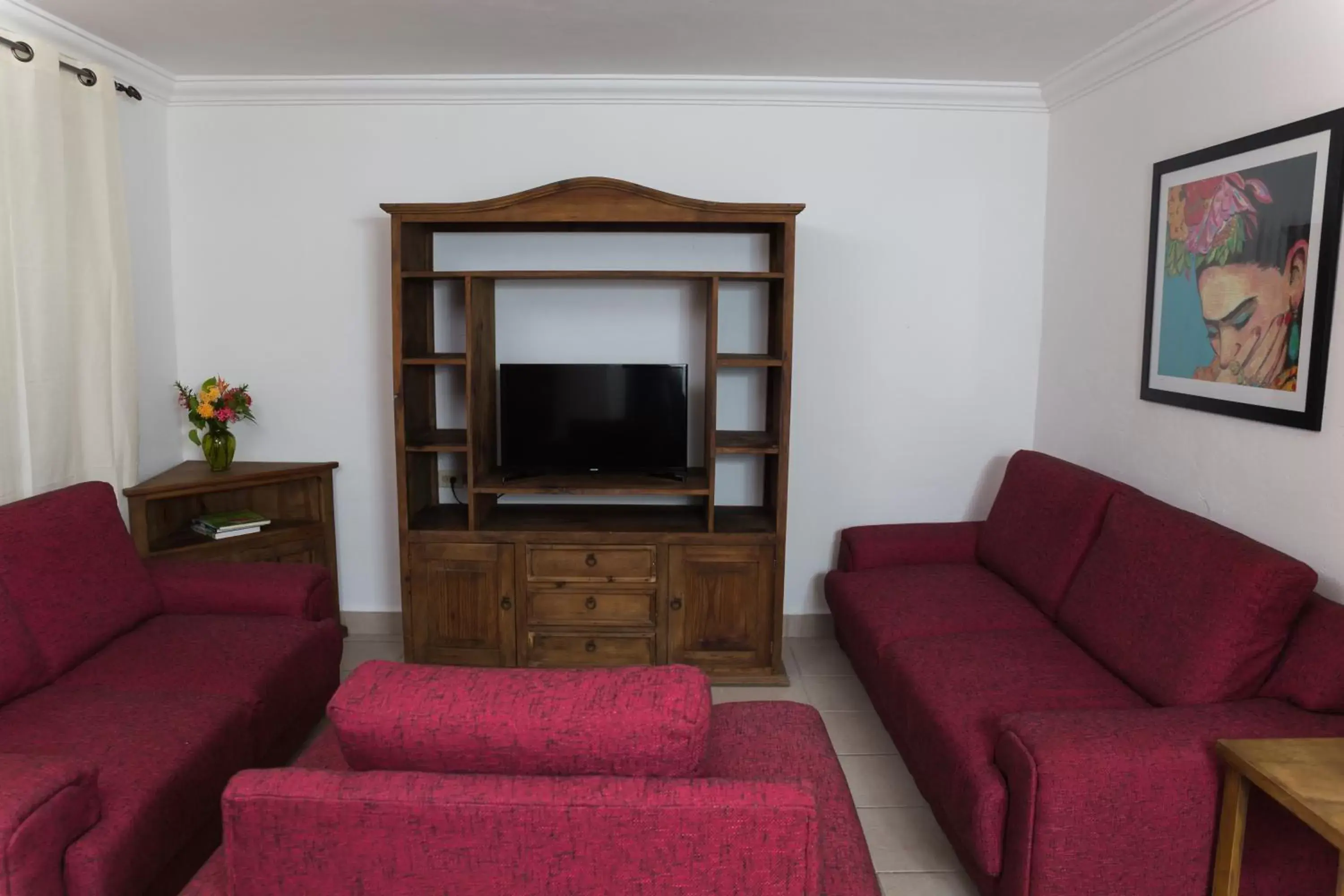 Communal lounge/ TV room, Seating Area in Hotel Villas Colibrí Suites & Bungalows