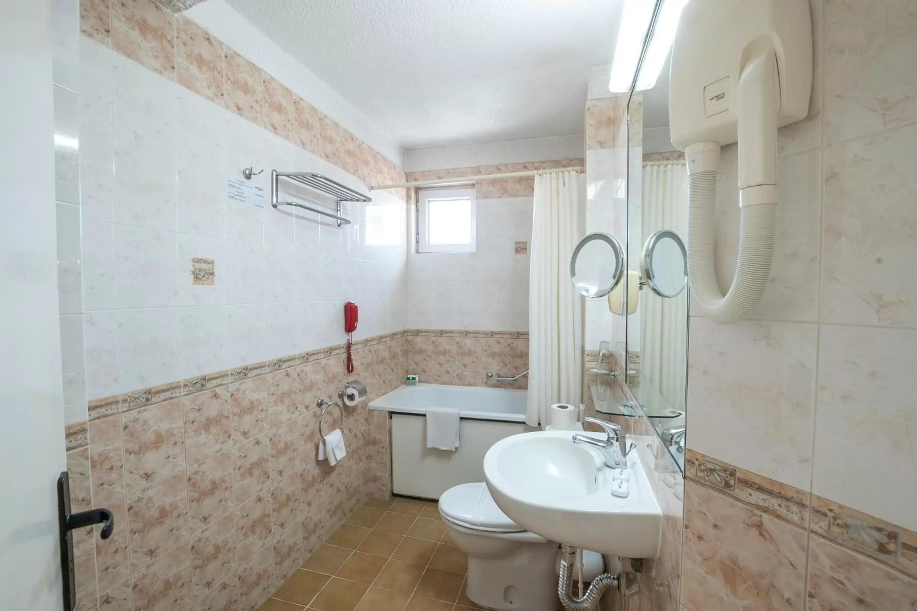 Toilet, Bathroom in Noviz Hotel
