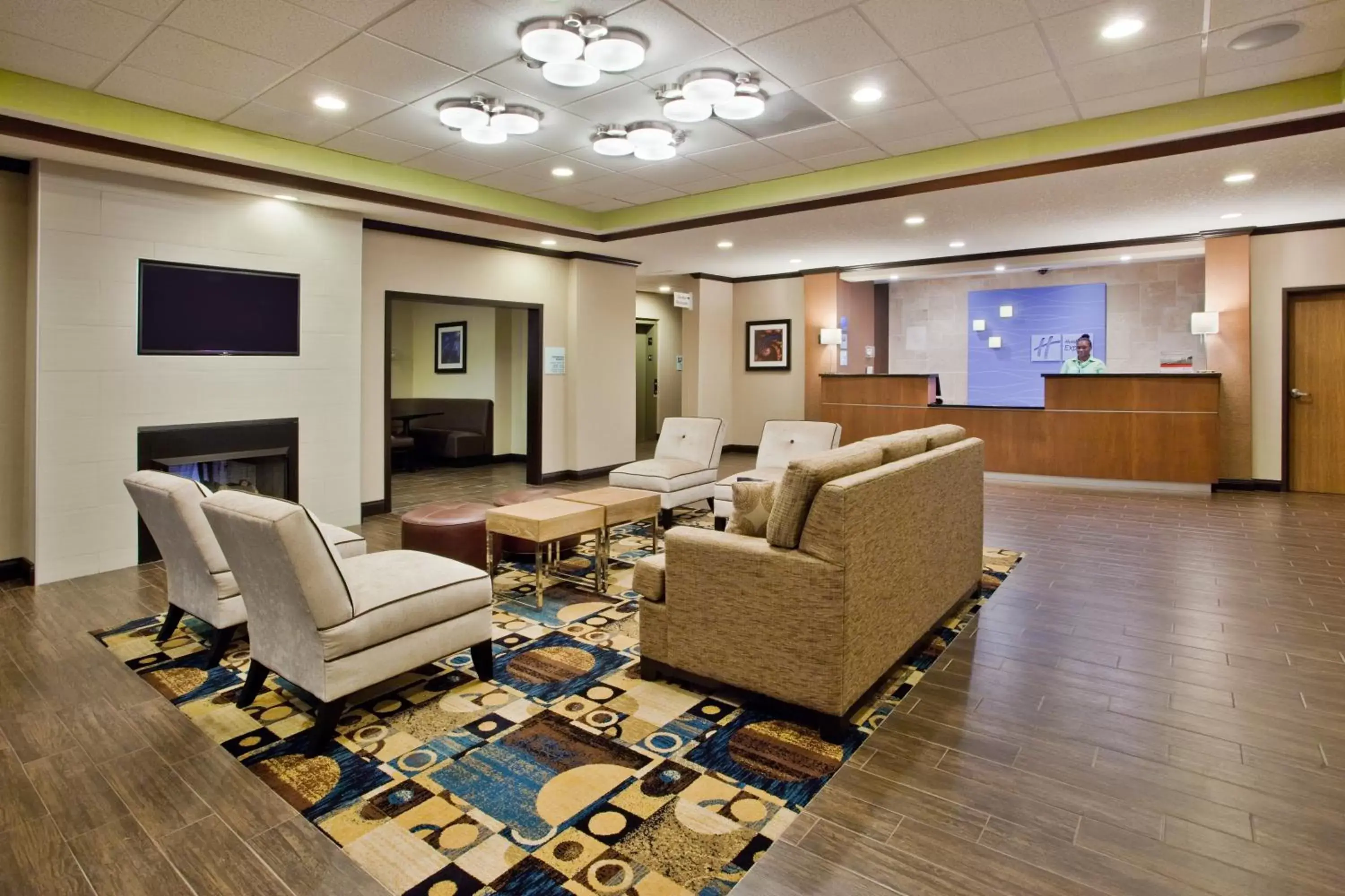 Property building, Seating Area in Holiday Inn Express & Suites Buford NE - Lake Lanier Area, an IHG Hotel
