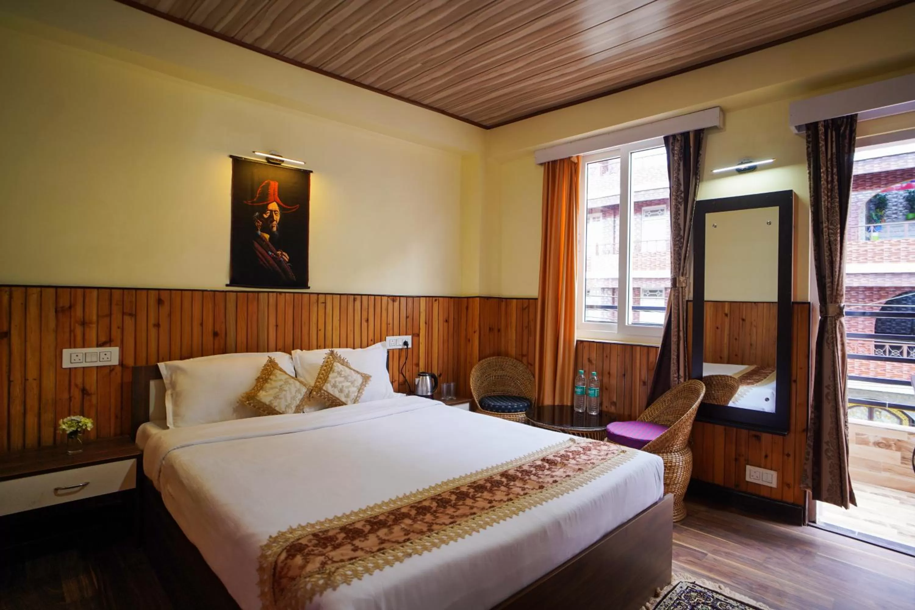 Property building, Bed in Hotel Hill Queen near Sherpa Gumba Darjeeling Mall 5 Min Couple Friendly