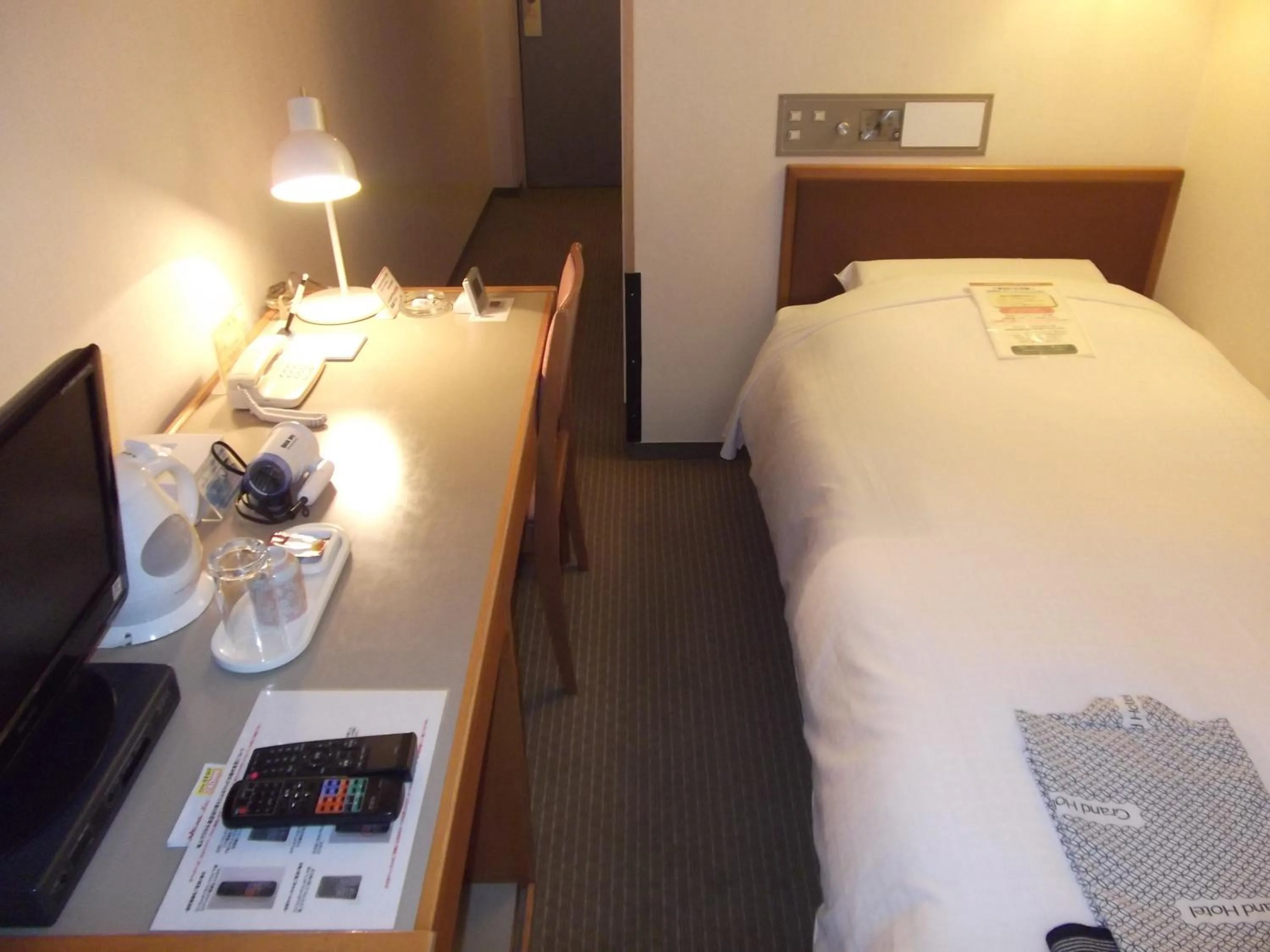 Photo of the whole room, Bed in Ichikawa Grand Hotel