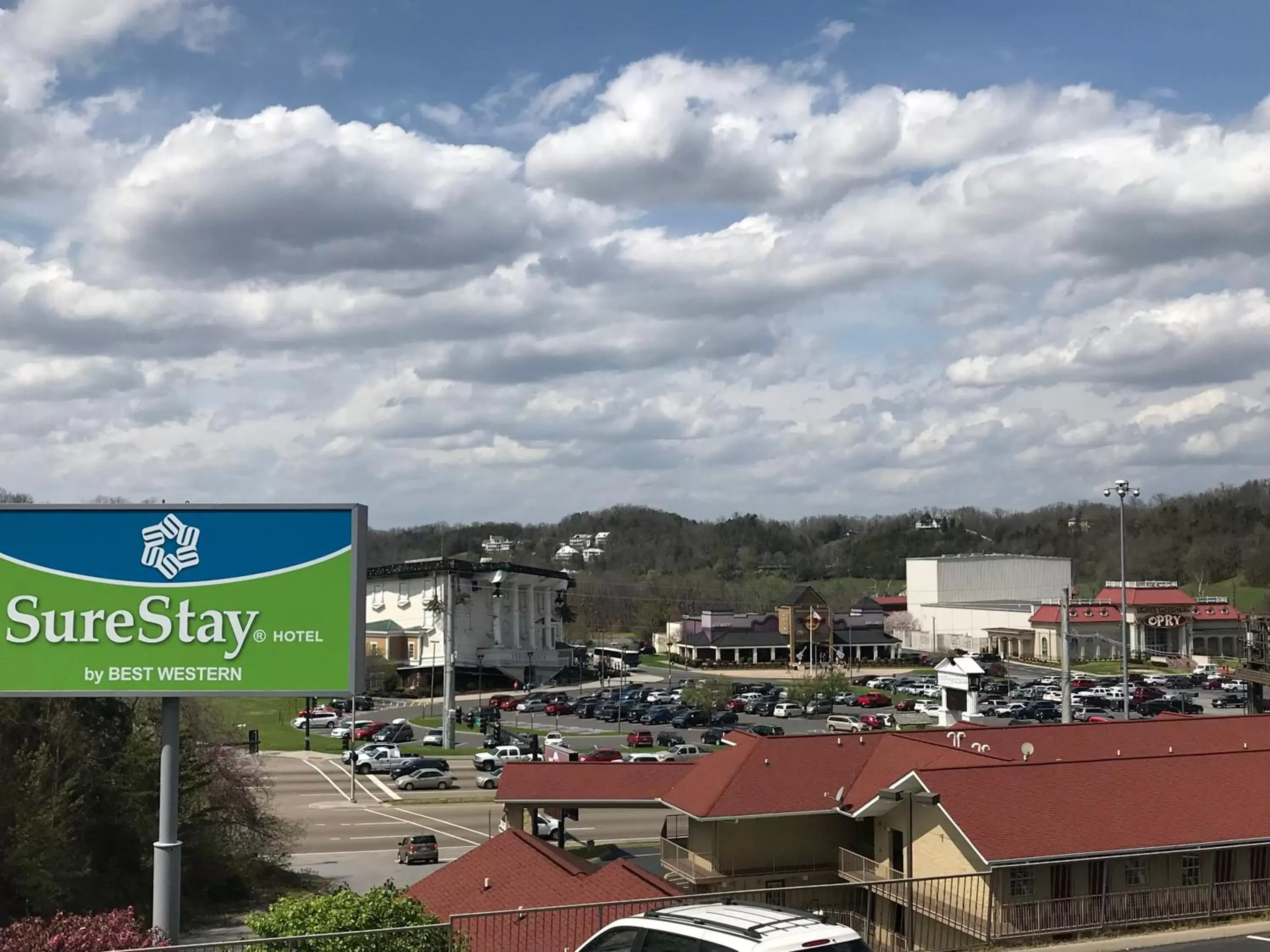 Street view in Apple Valley Inn Pigeon Forge