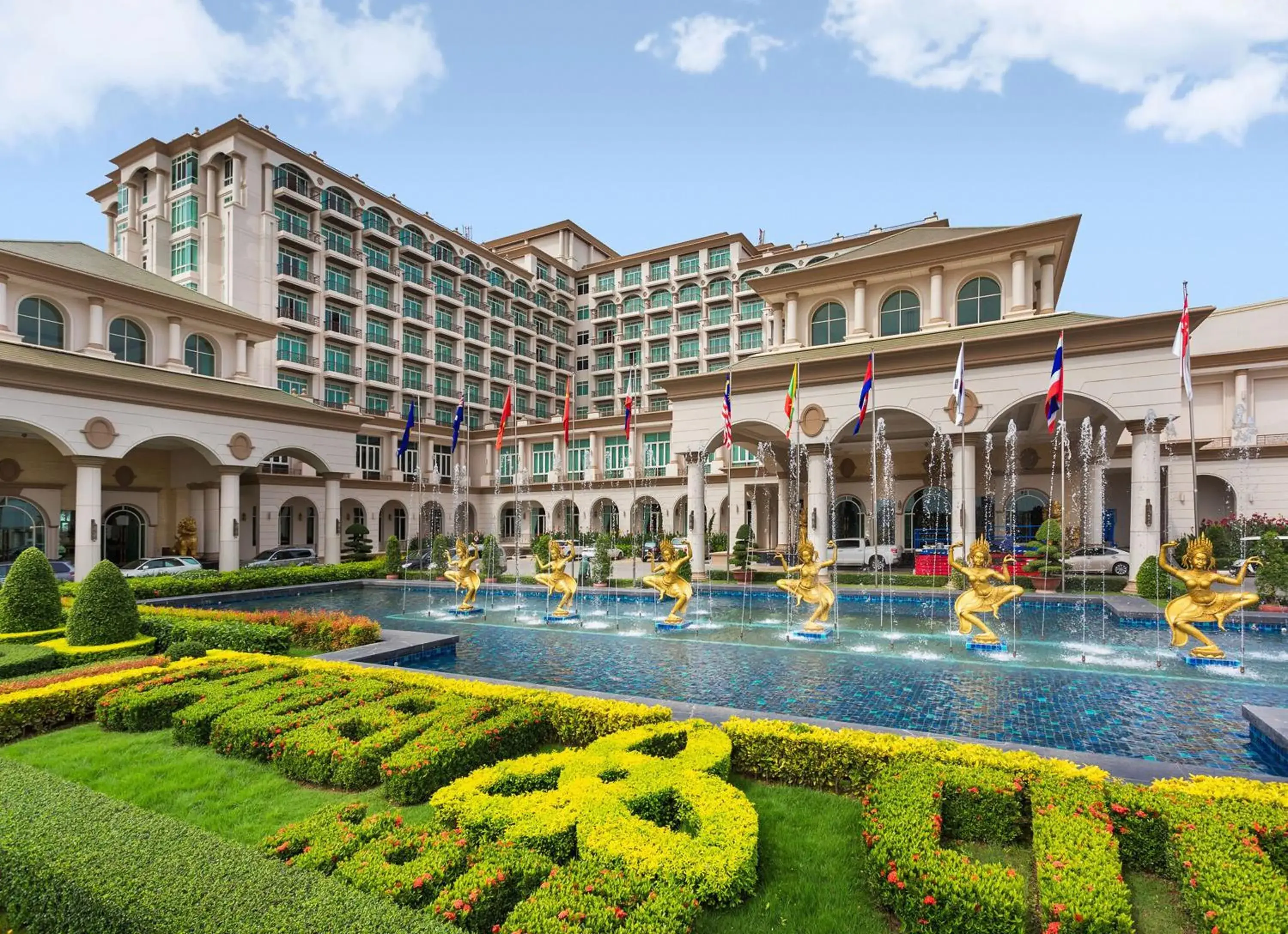 Facade/entrance, Property Building in Garden City Hotel