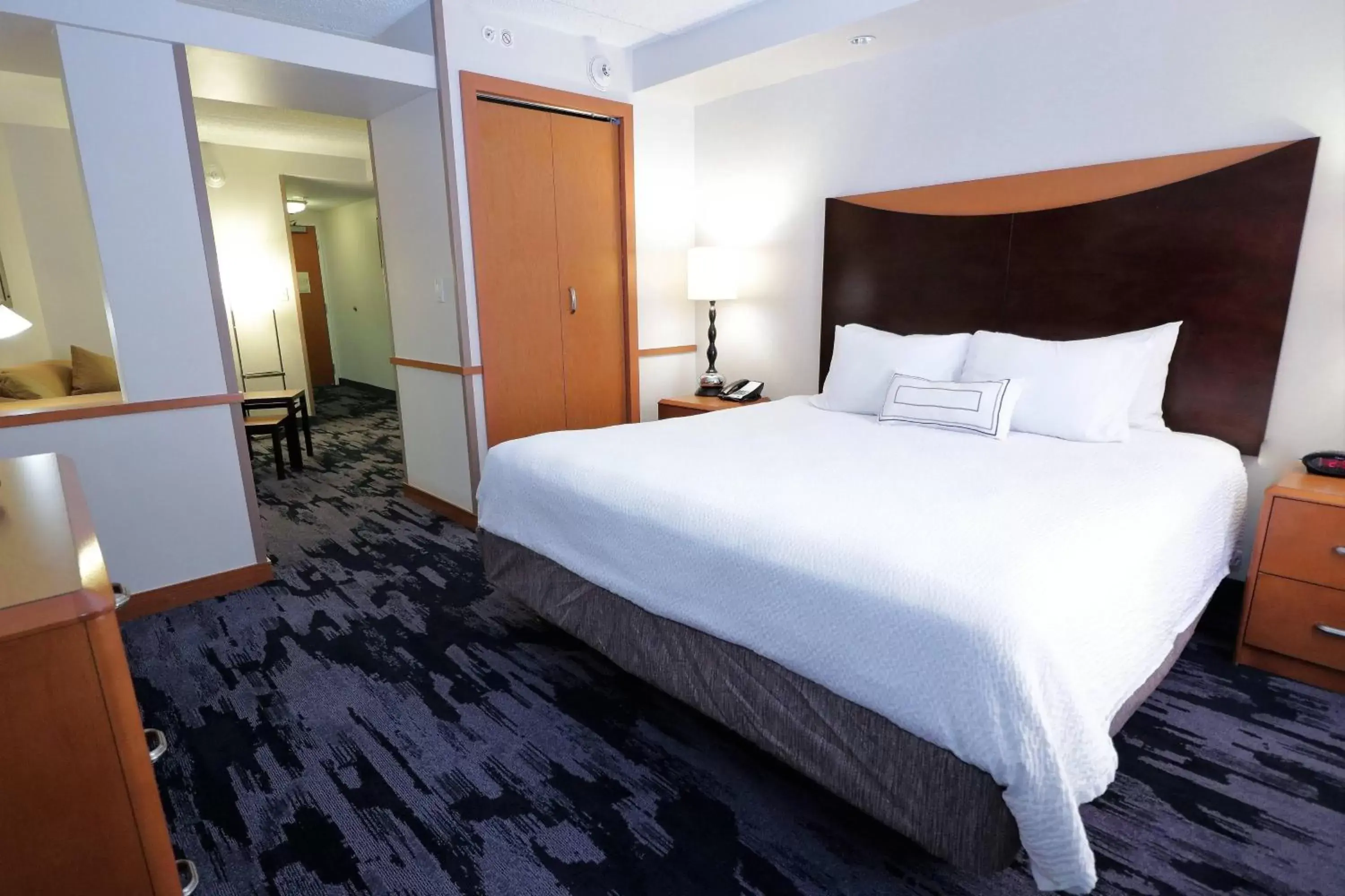 Photo of the whole room, Bed in Fairfield Inn & Suites by Marriott San Antonio Downtown/Alamo Plaza