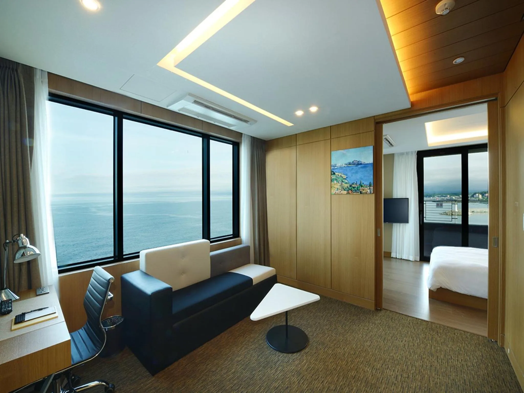 Living room in Ramada by Wyndham Gangwon Sokcho