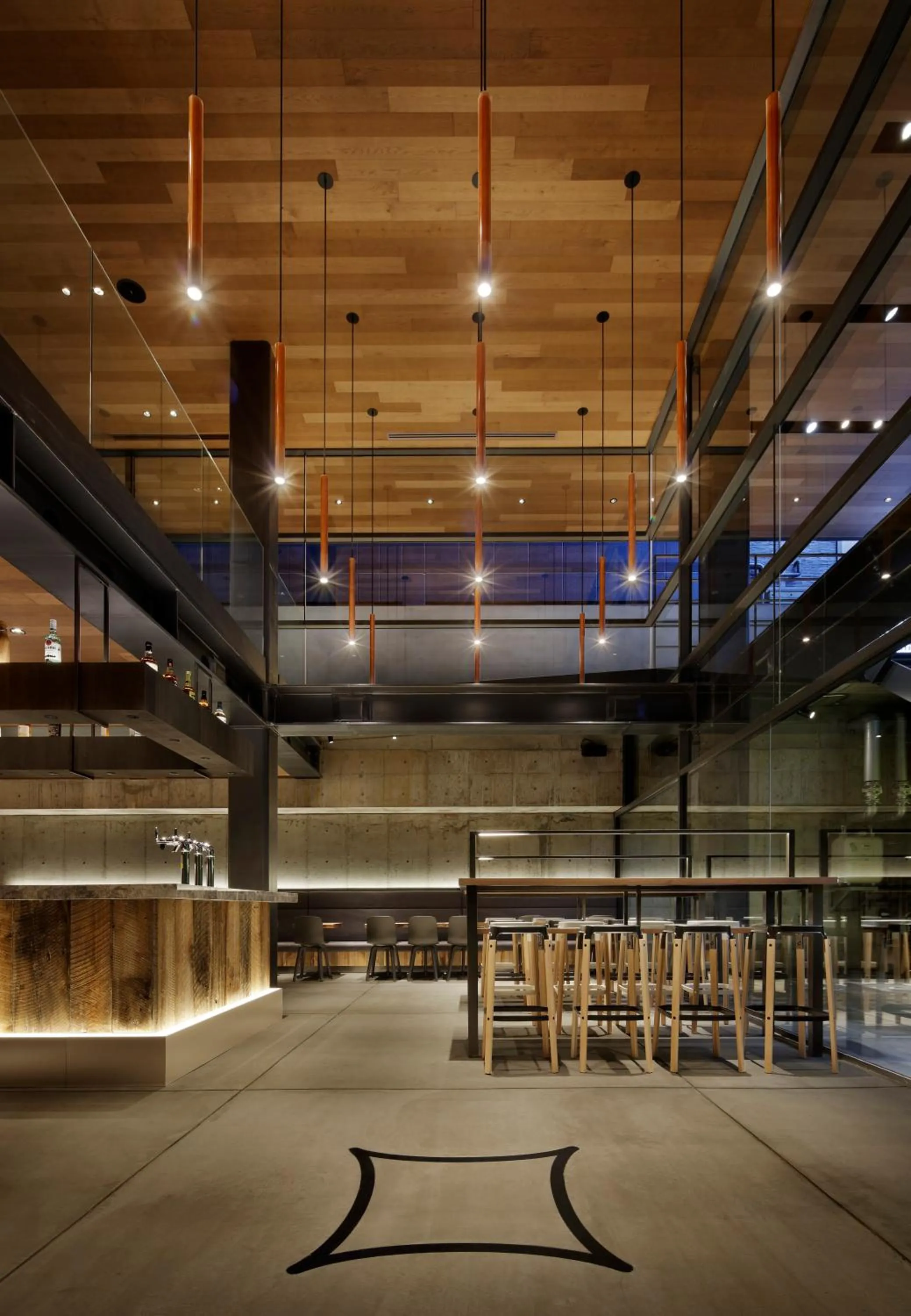 Communal lounge/ TV room in Piece Hostel Sanjo