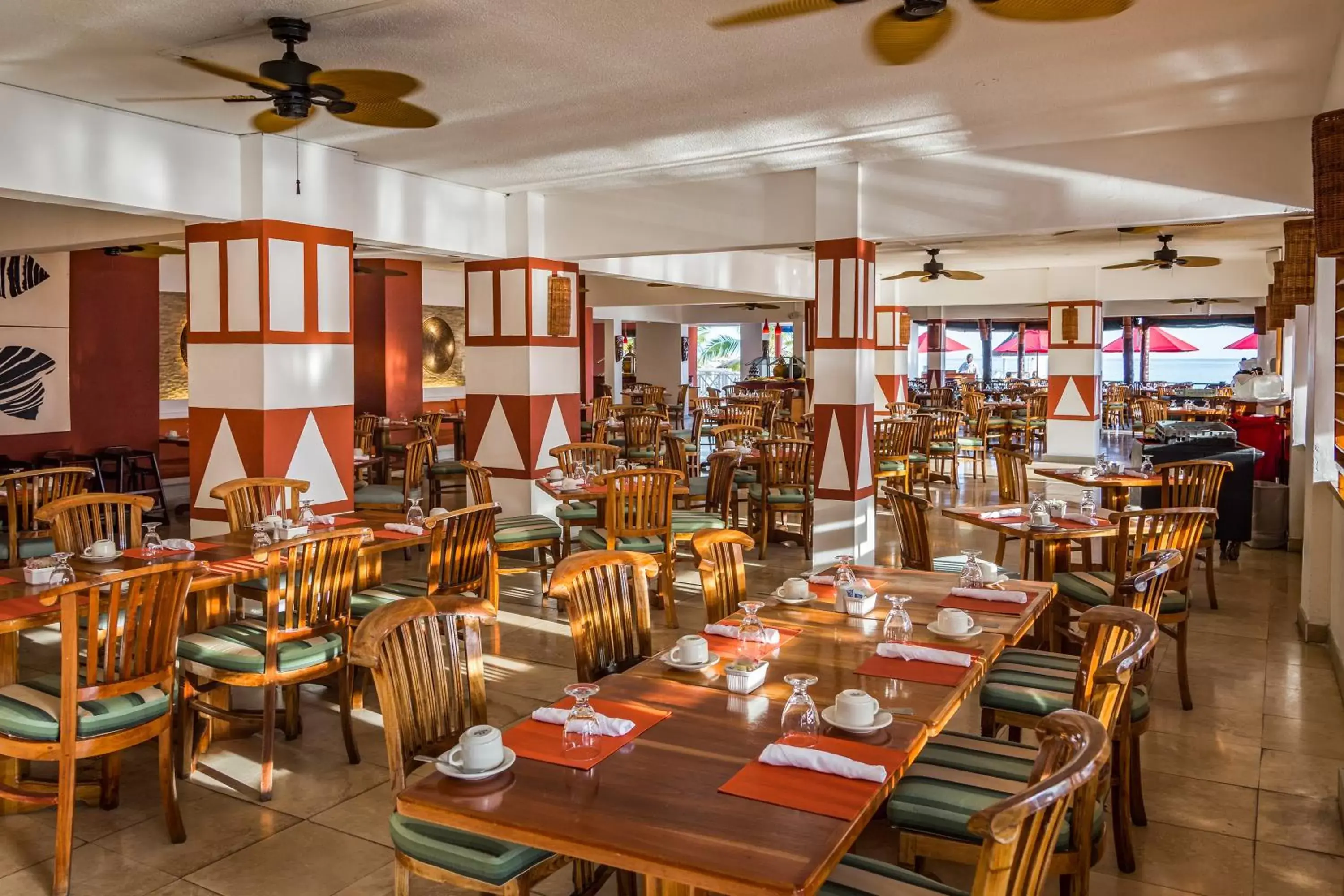 Restaurant/Places to Eat in Royal Decameron Club Caribbean Resort - ALL INCLUSIVE