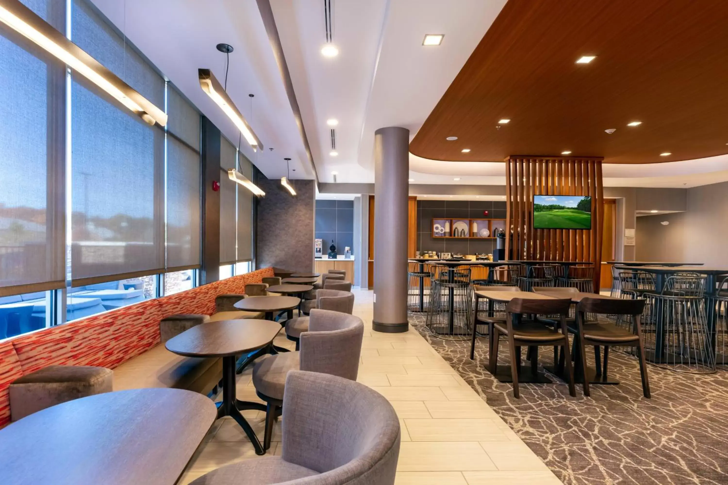 Lobby or reception, Lounge/Bar in SpringHill Suites by Marriott Chattanooga South/Ringgold