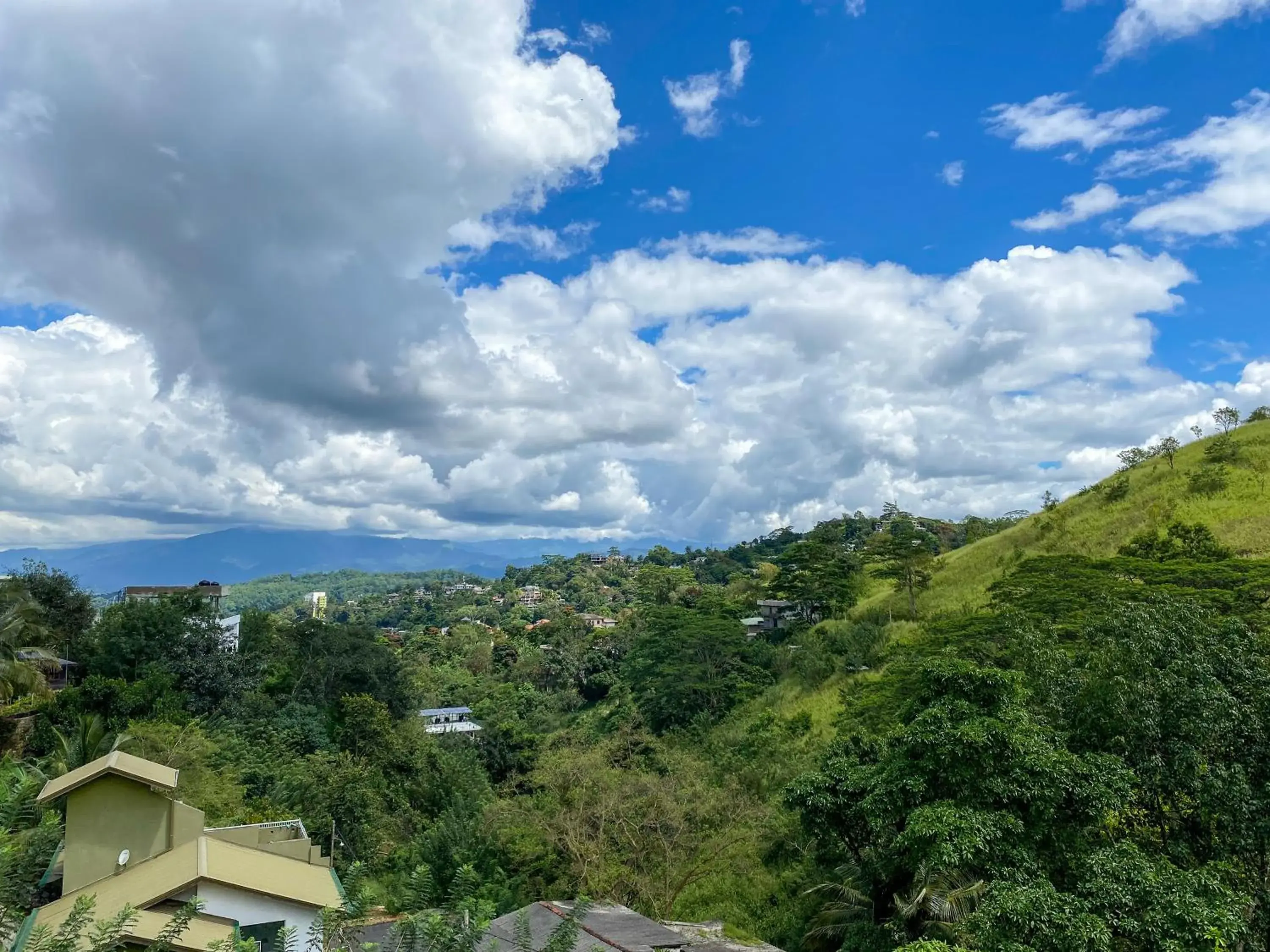 Natural landscape, Mountain View in Hanthana House