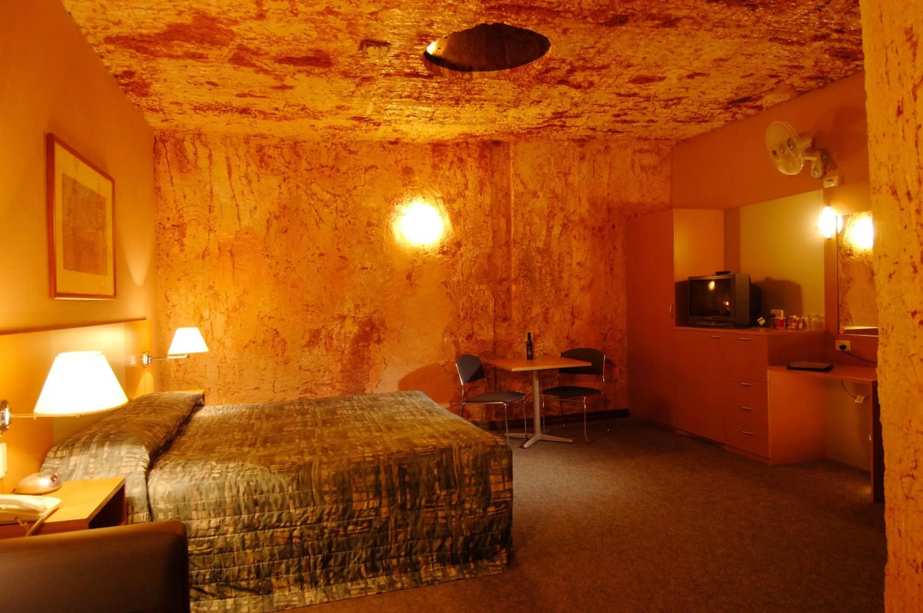 Photo of the whole room in Desert Cave Hotel