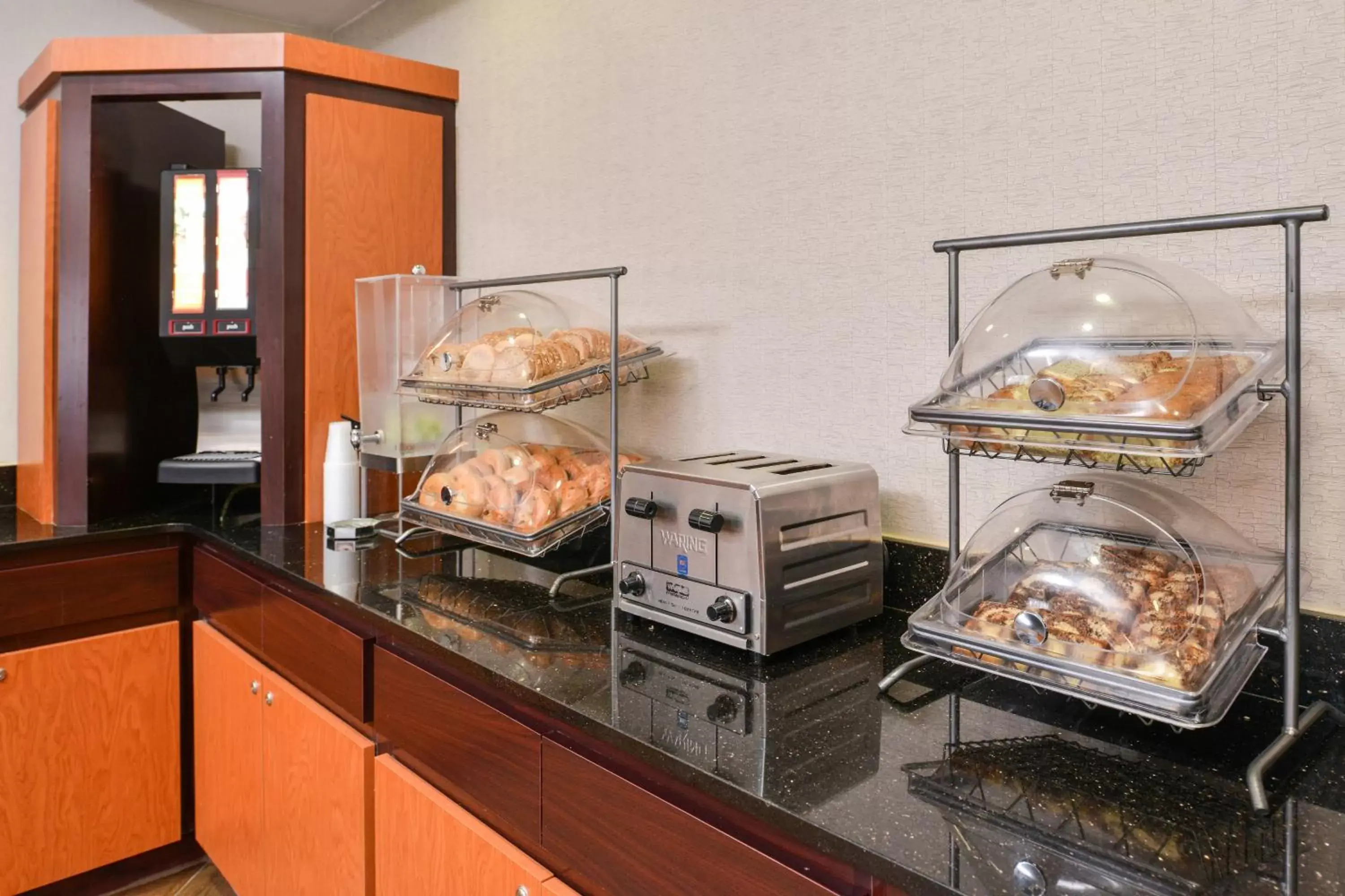 Breakfast, Food in Fairfield Inn & Suites by Marriott Ocala