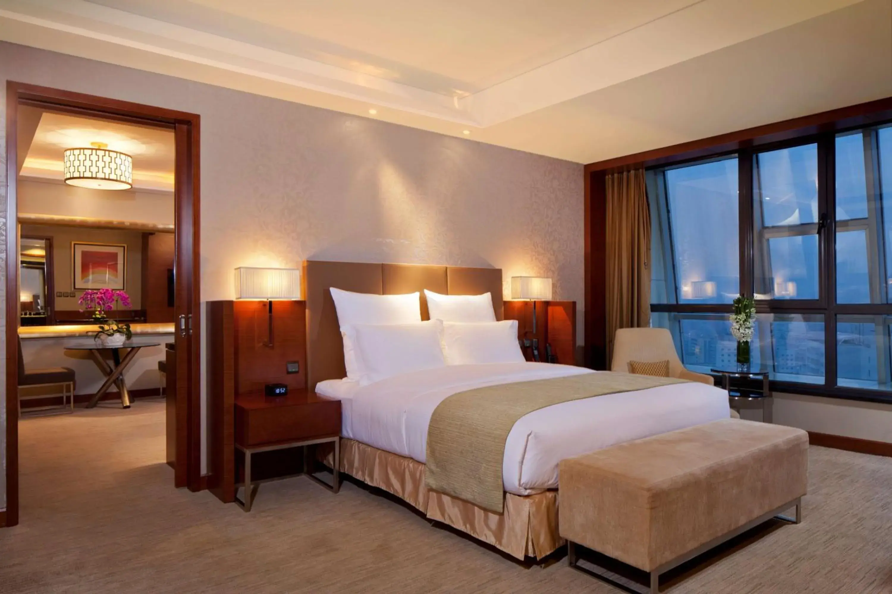 Bed in DoubleTree By Hilton Shenyang Hotel