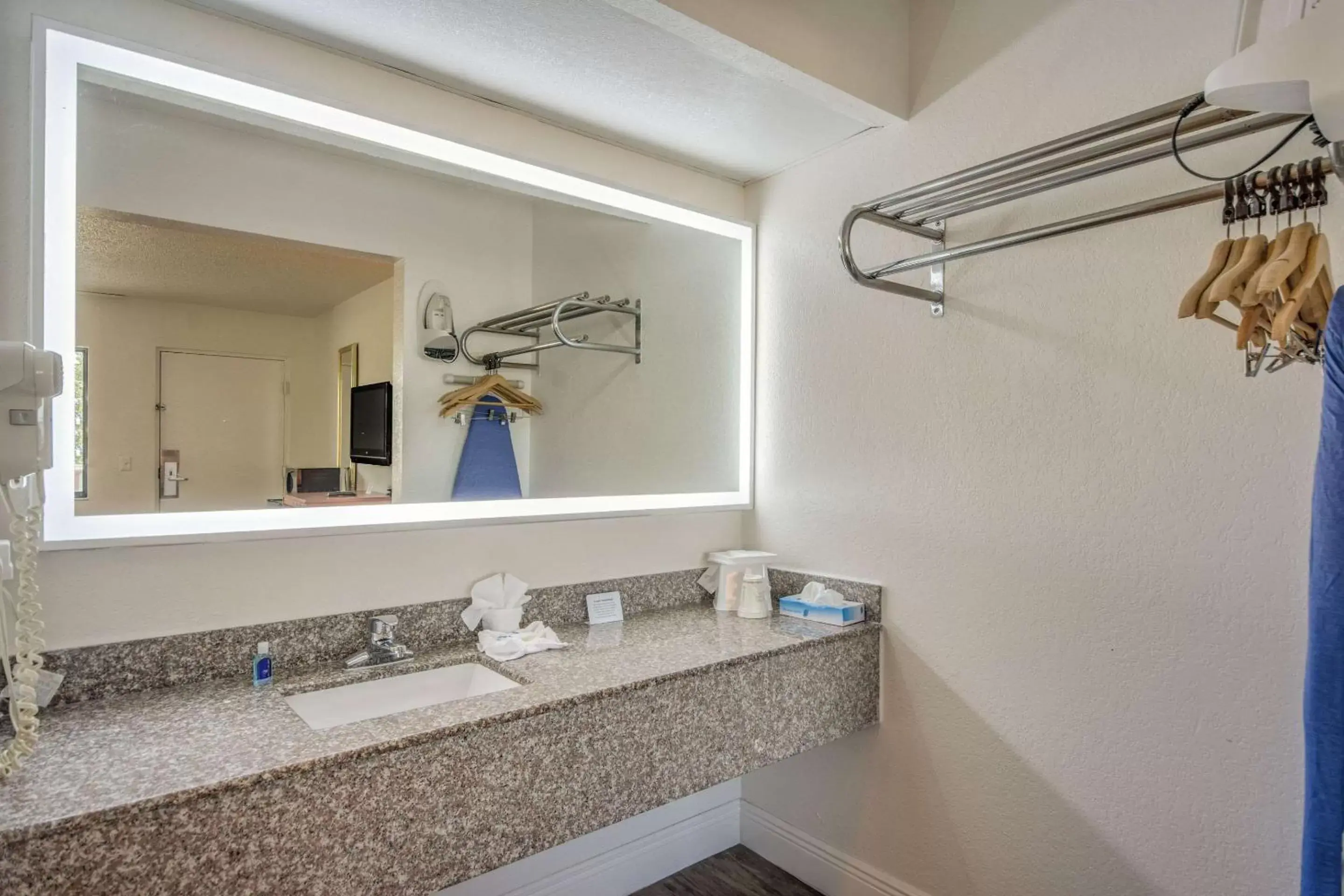 Photo of the whole room, Bathroom in Rodeway Inn Port Richey North
