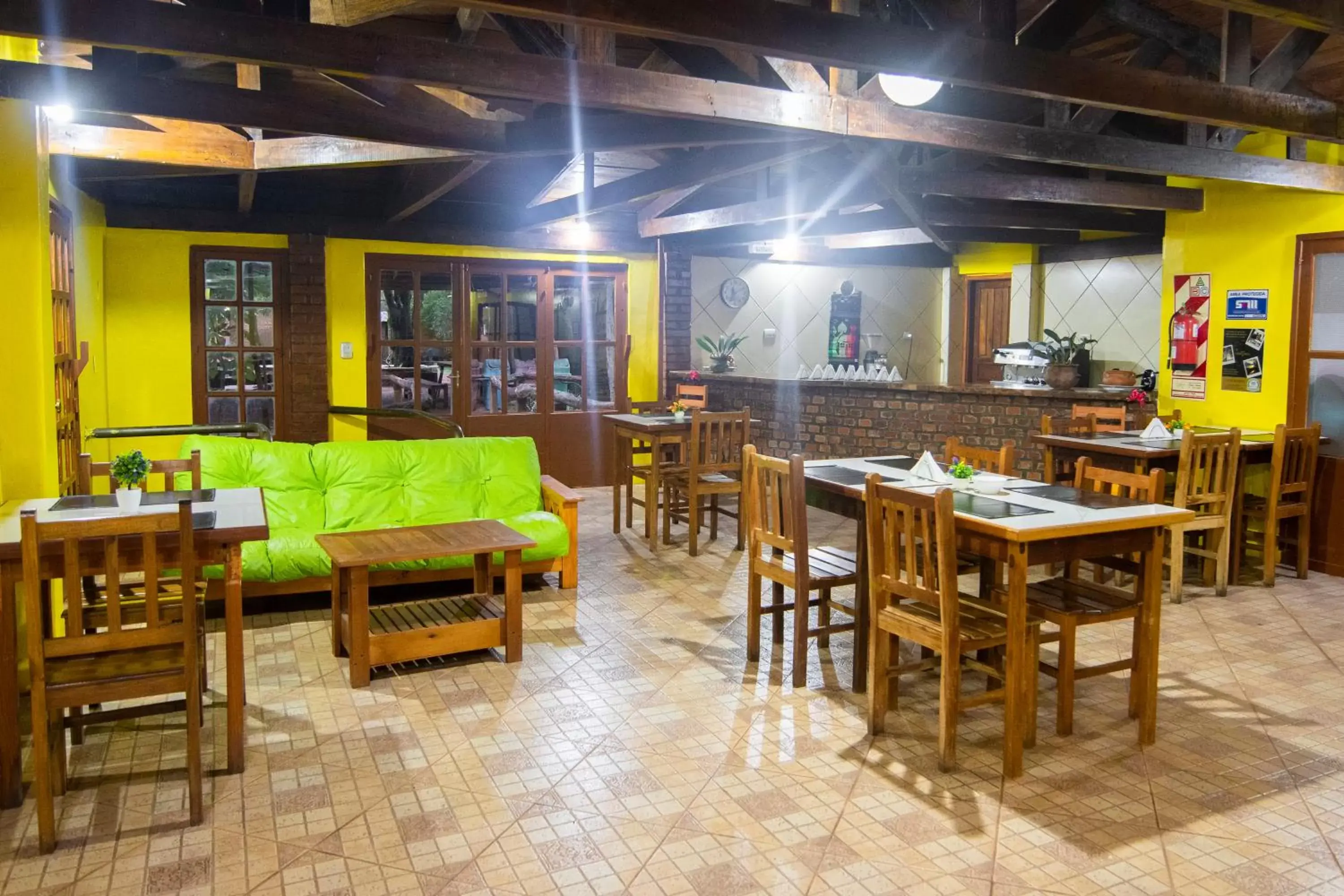 Restaurant/Places to Eat in La Cautiva Iguazú Hotel
