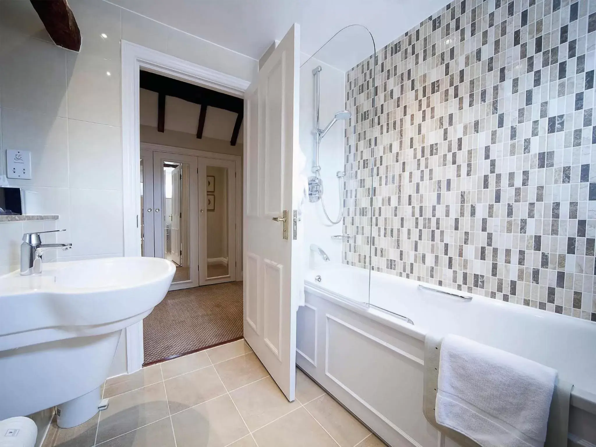 Bathroom in Macdonald Alveston Manor Hotel