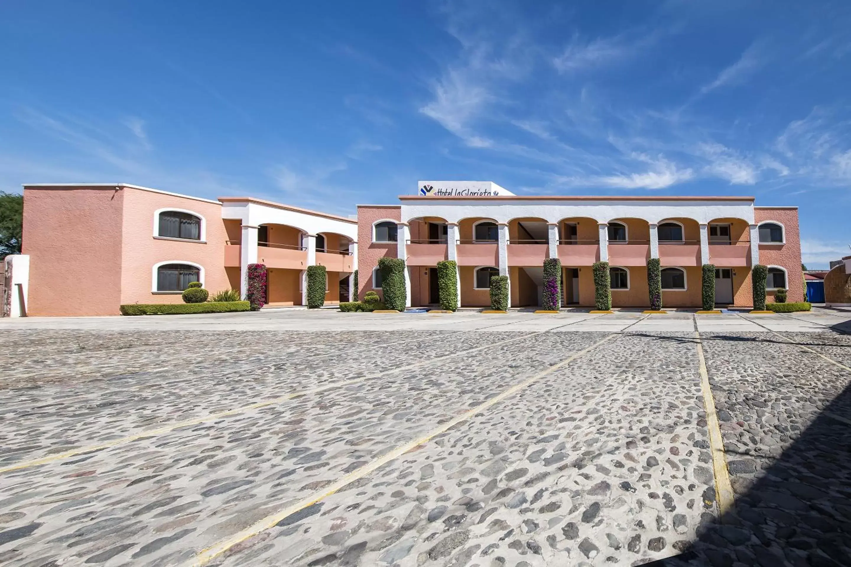 On site, Property Building in OYO Hotel La Glorieta ,Huichapan ,Balneario Camino Real