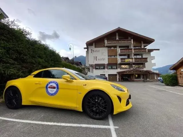 Parking, Property Building in Hôtel Macchi Restaurant & Spa