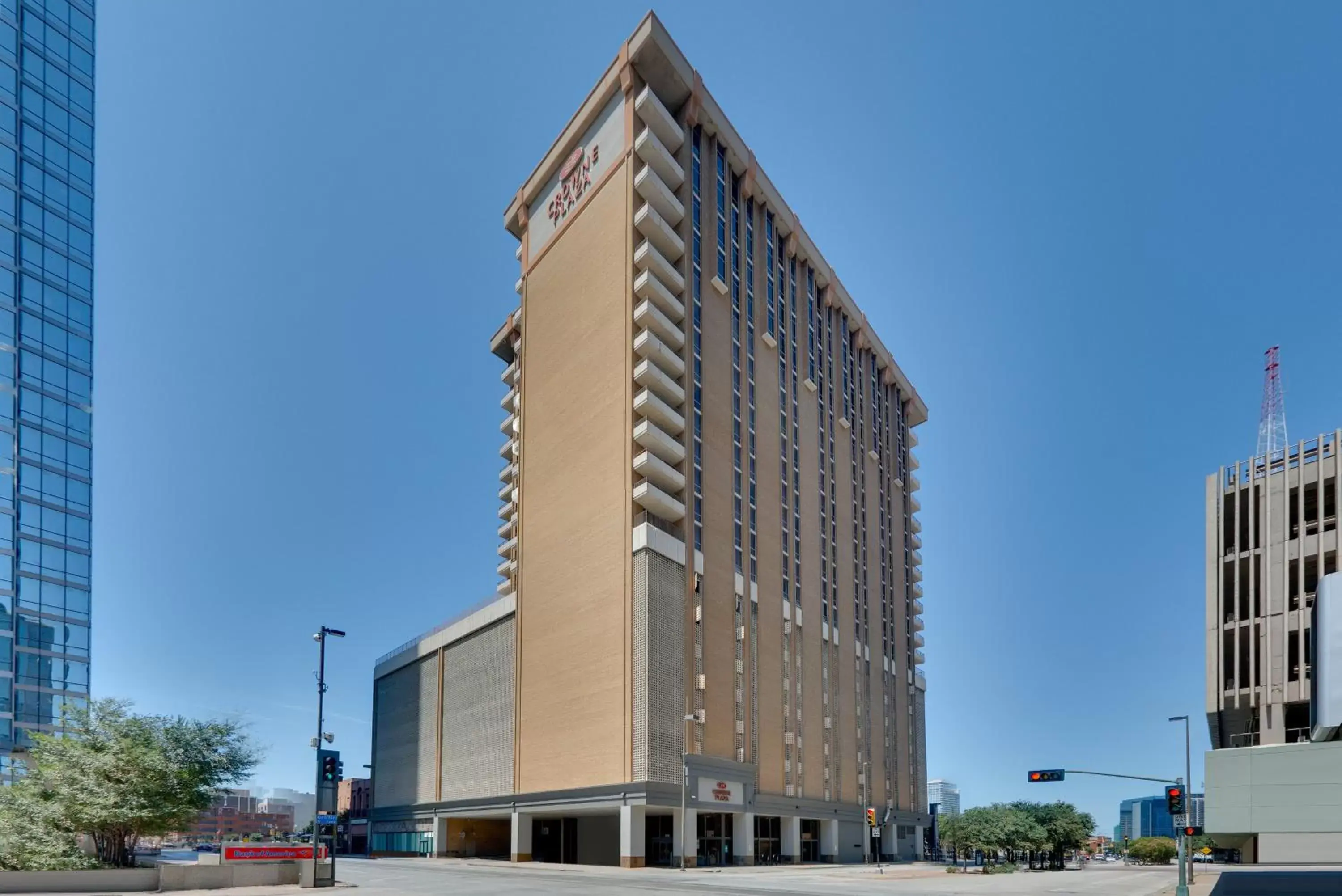 Property Building in Crowne Plaza Hotel Dallas Downtown, an IHG Hotel