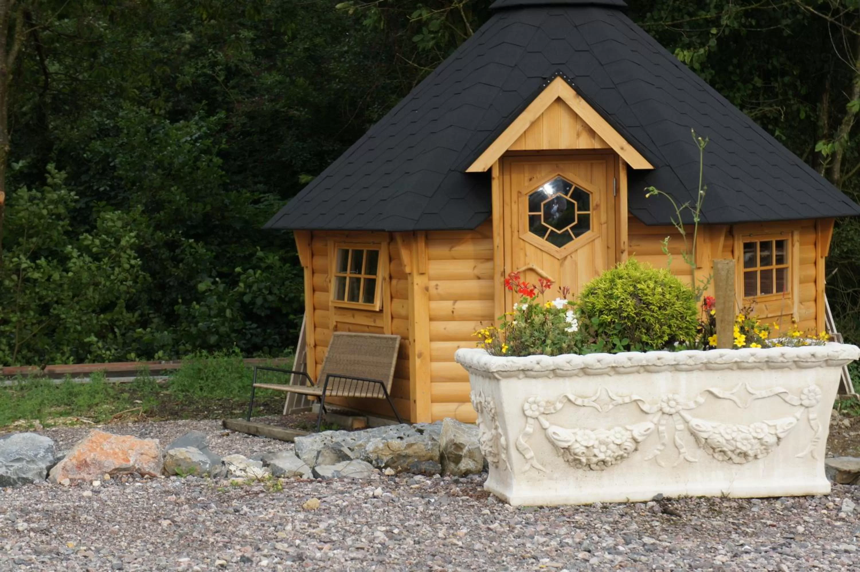 Restaurant/places to eat in Aux Logis de la Solre