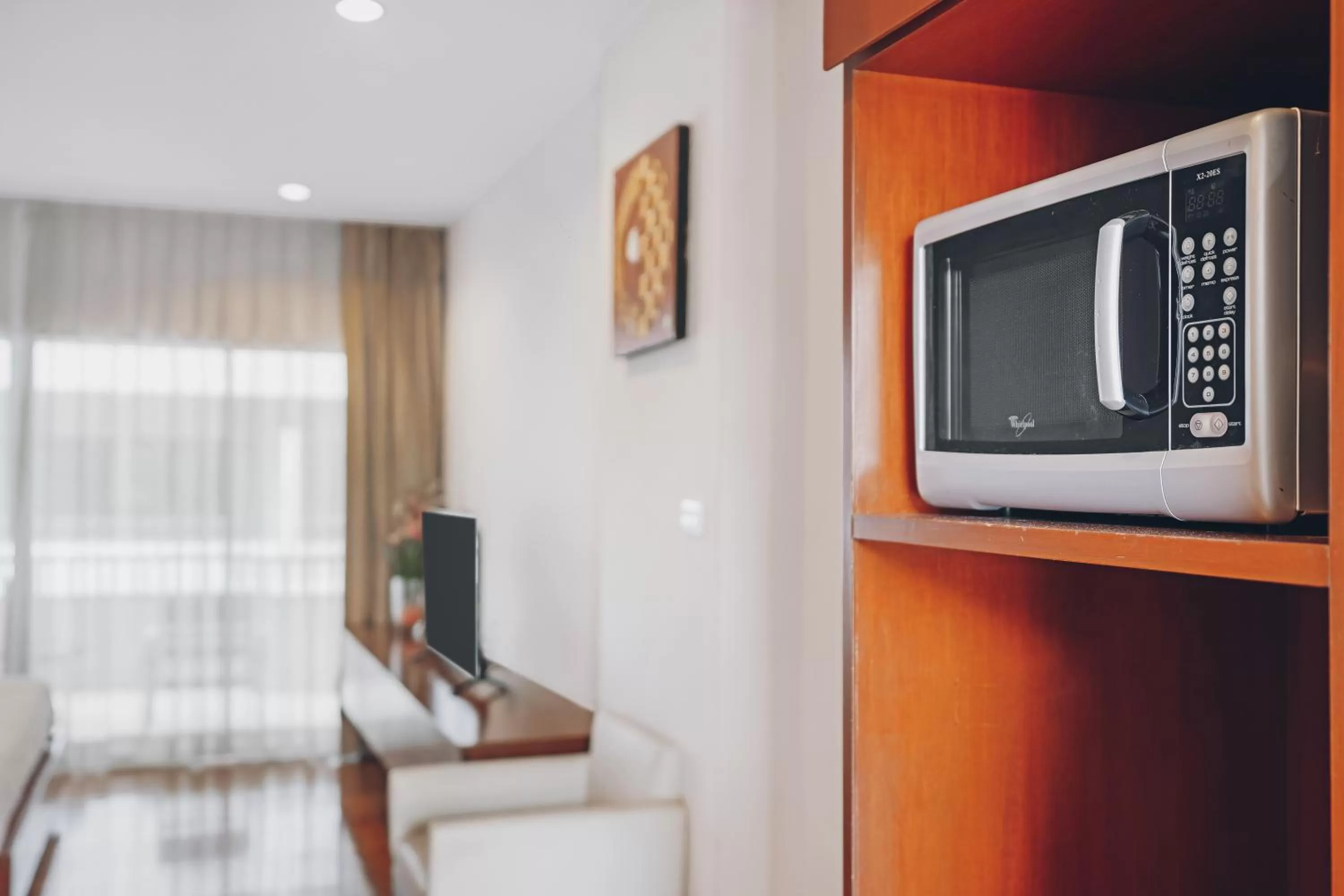 minibar, TV/Entertainment Center in The Dale Pattaya Boutique and Spa