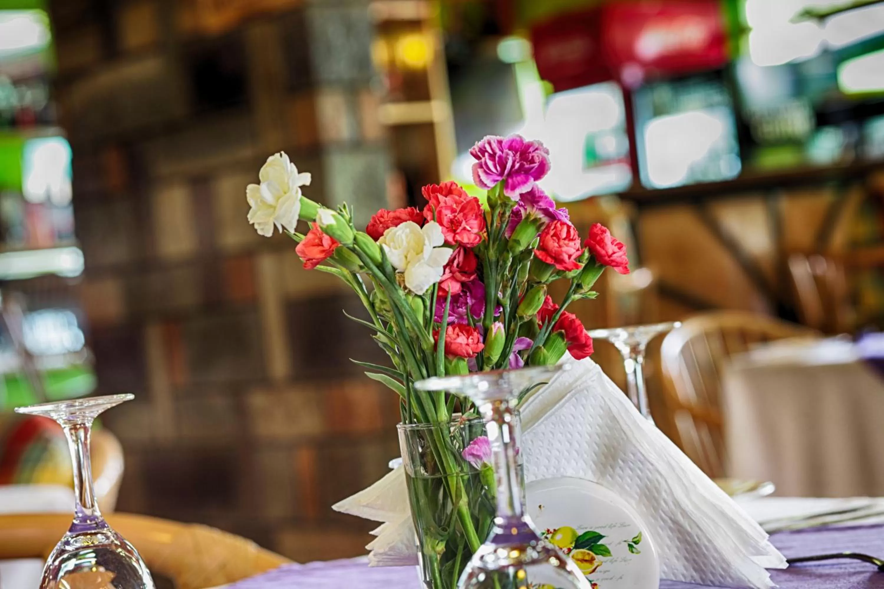 Food and drinks, Restaurant/Places to Eat in Appleton Resort