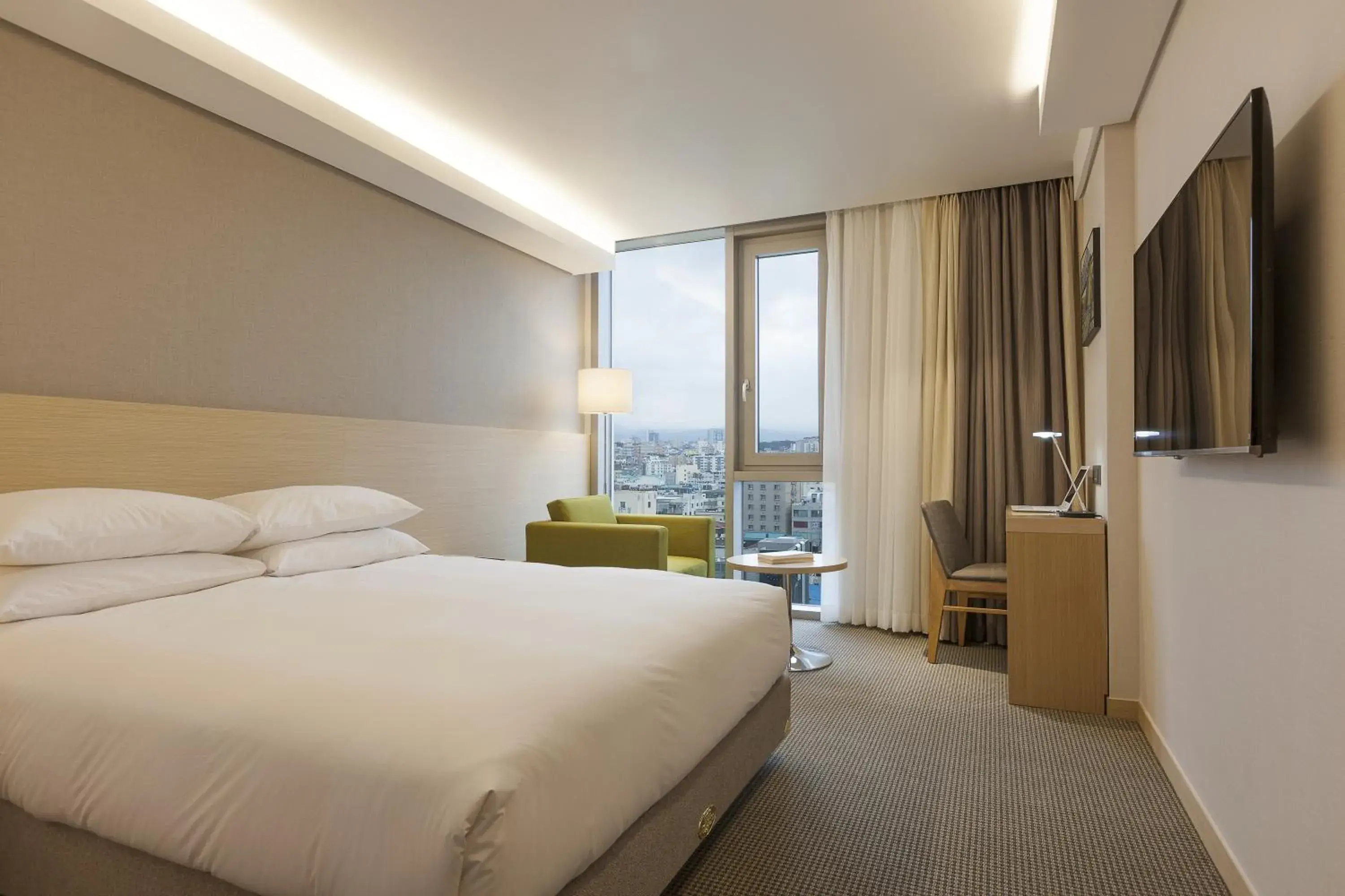 Bedroom, Bed in Hotel Regent Marine The Blue Bedroom, Bed in Hotel Regent Marine The Blue