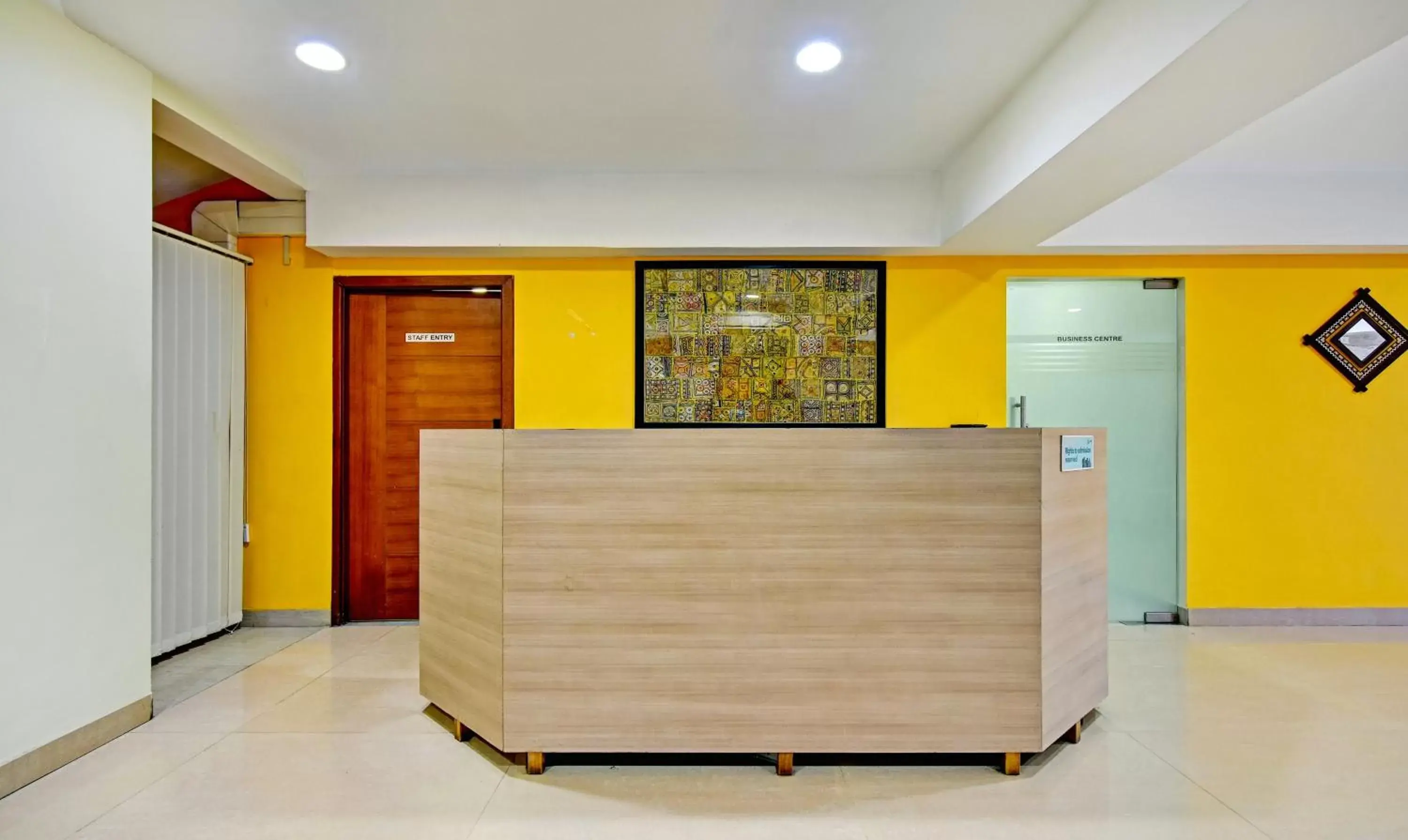 Lobby or reception in Treebo Vapr Guindy Ekkatuthangal Lobby or reception in Treebo Vapr Guindy Ekkatuthangal