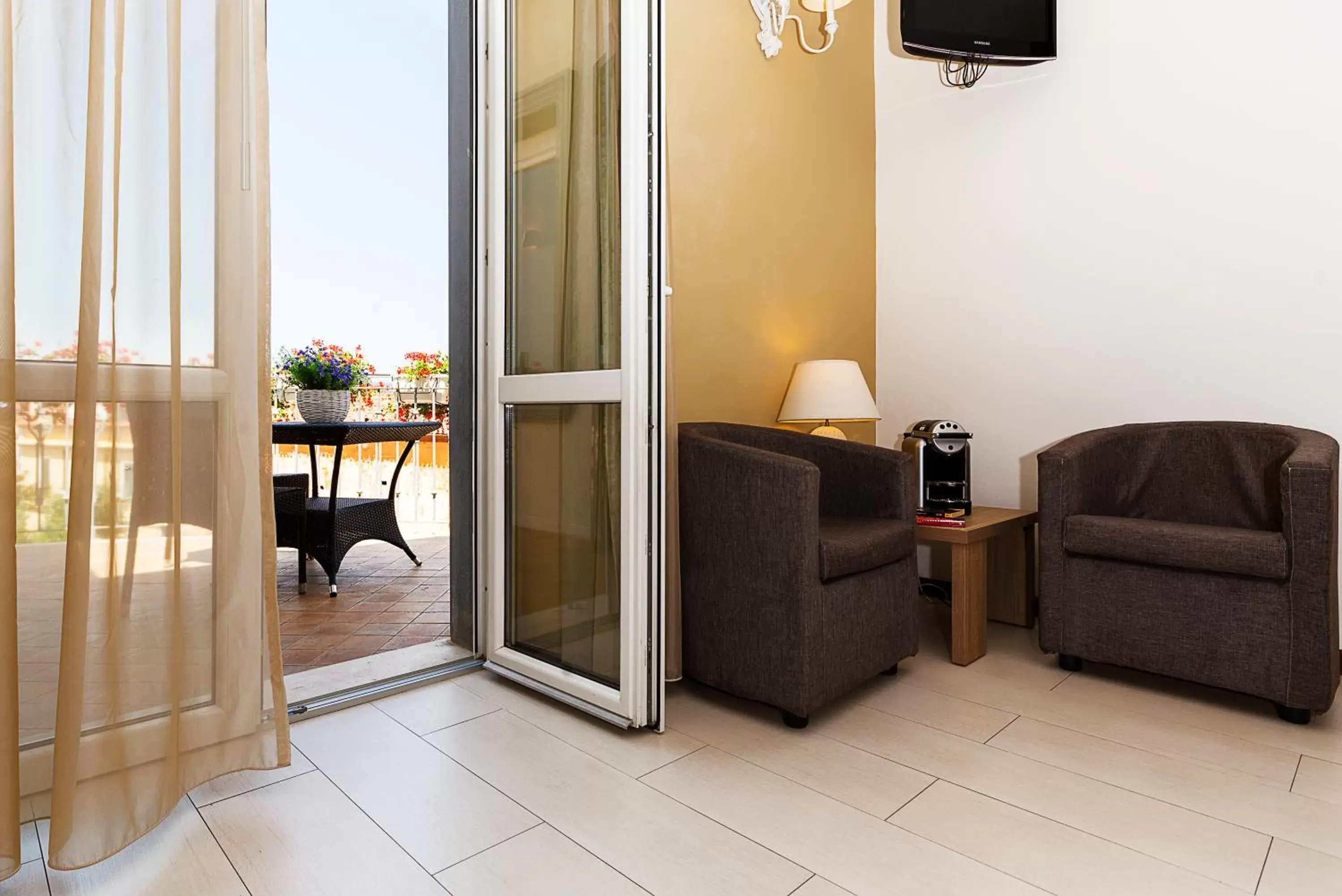 Balcony/Terrace, Seating Area in Le Residenze del Centro