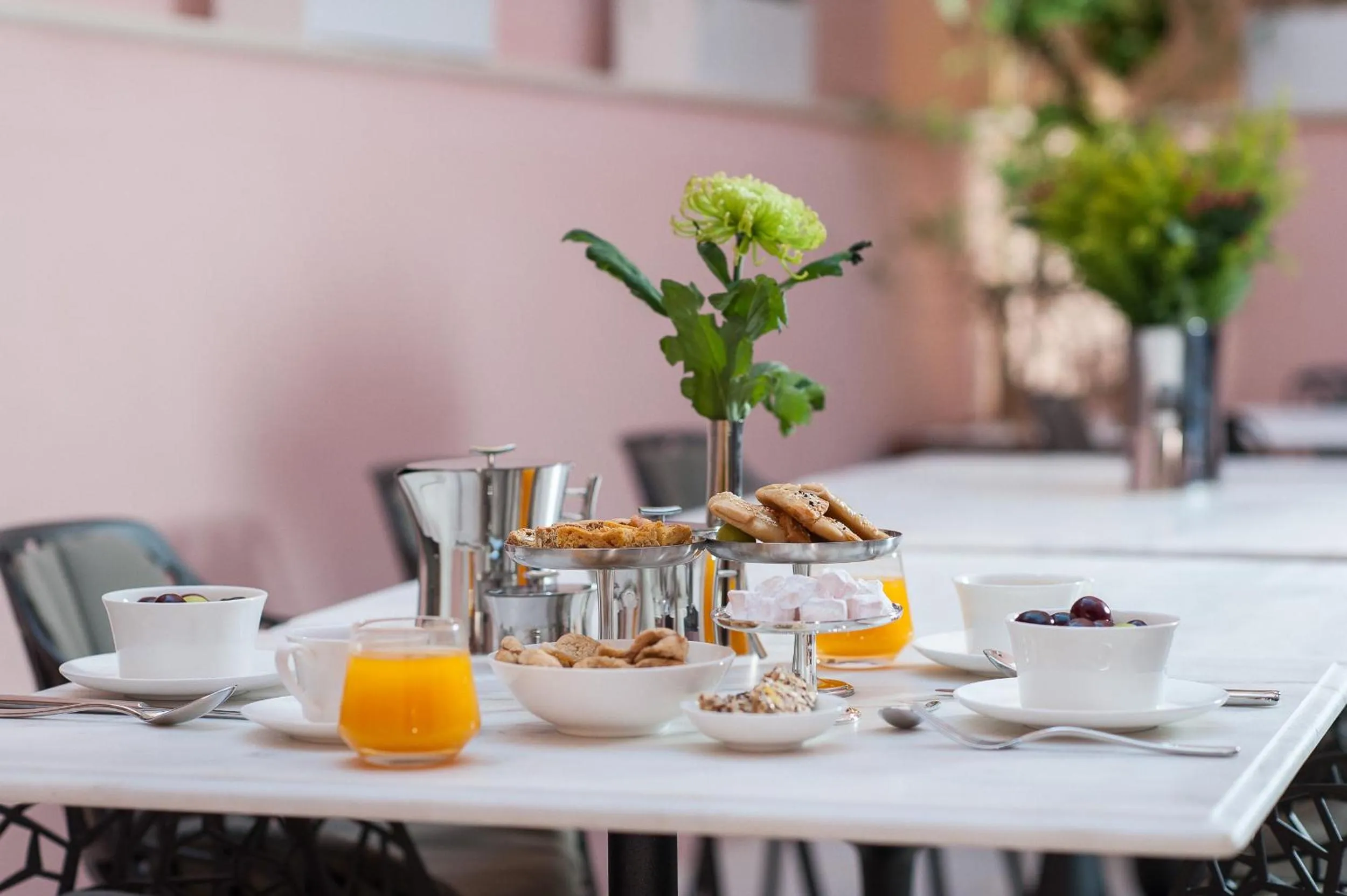 Restaurant/places to eat in Serenissima Boutique Hotel