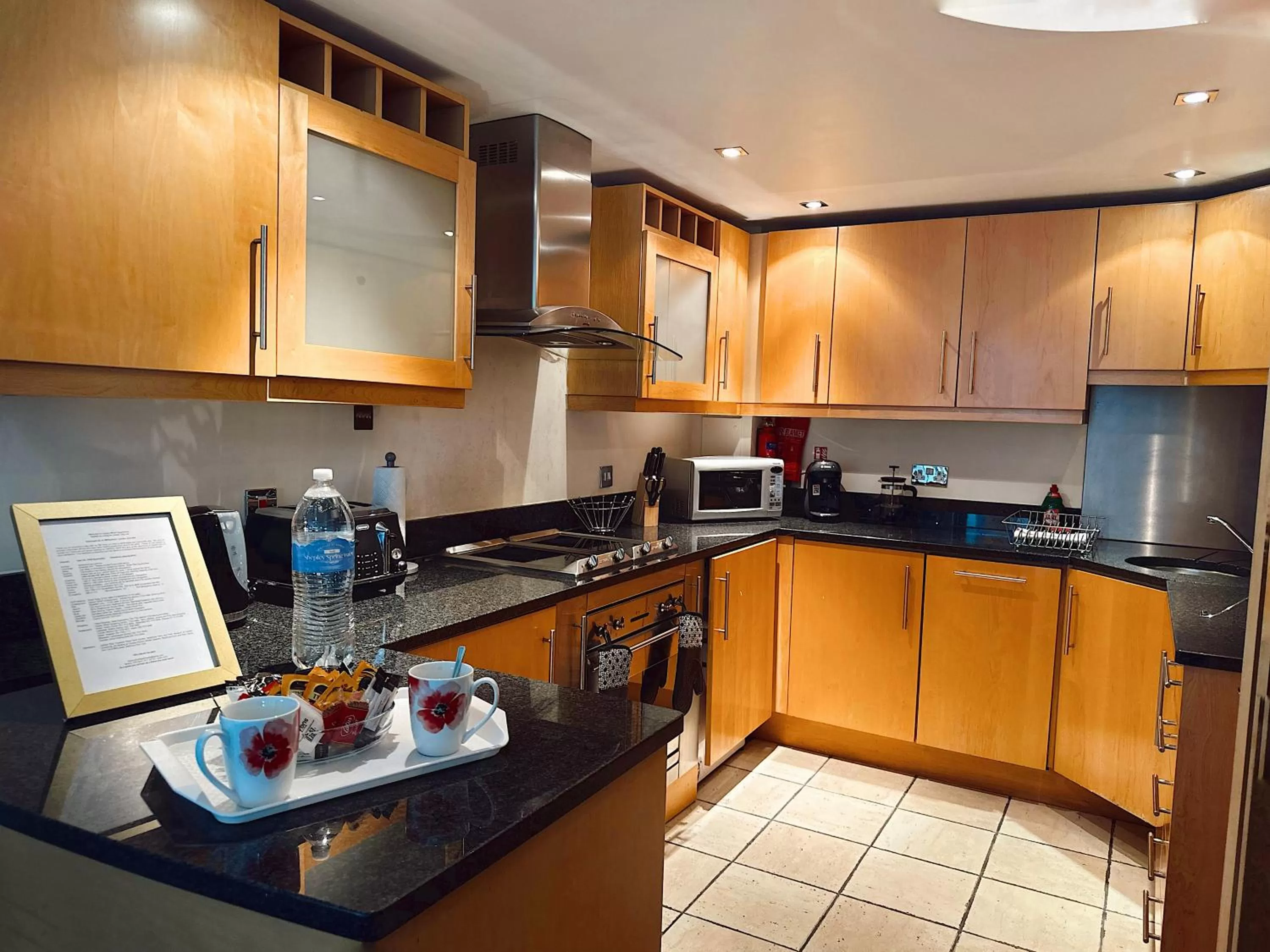 Coffee/tea facilities in Canary Wharf - Luxury Apartments