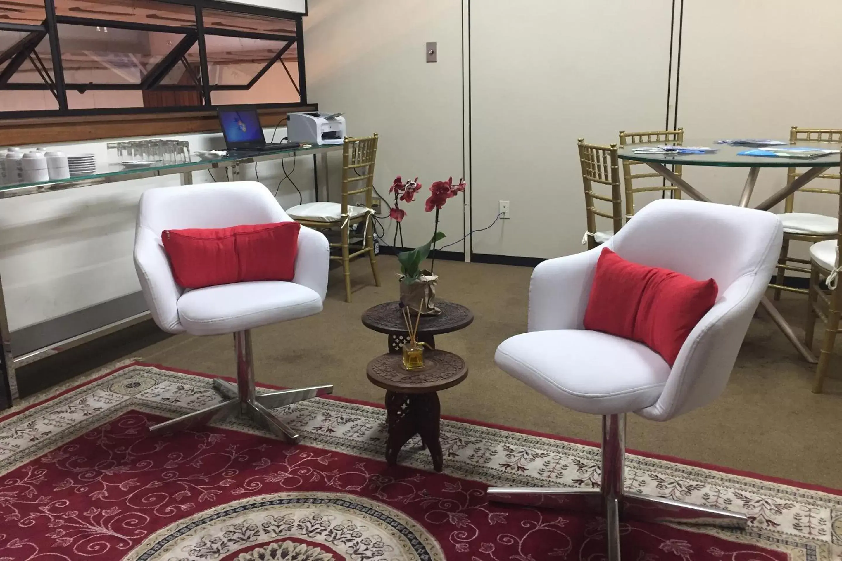 Seating Area in Fiesta Bahia Hotel