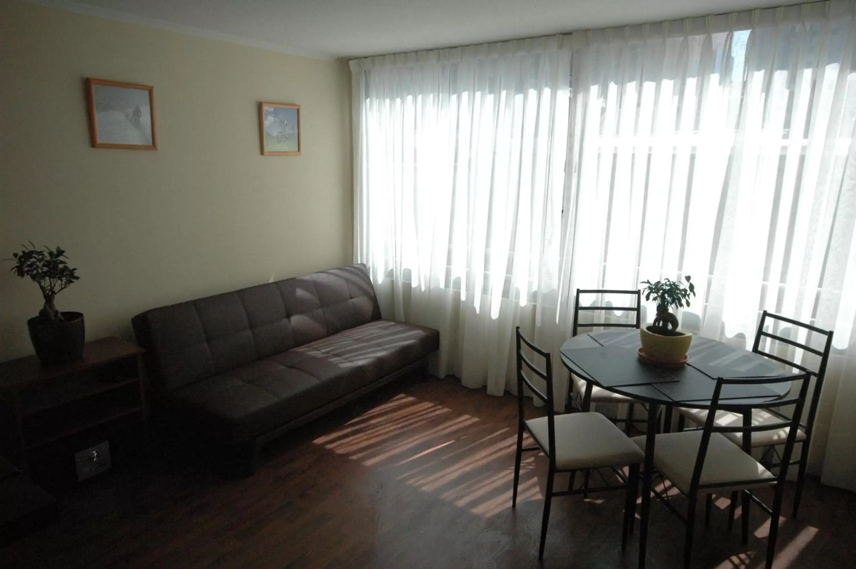 Kitchen or kitchenette, Seating Area in Personal Aparts Bellas Artes