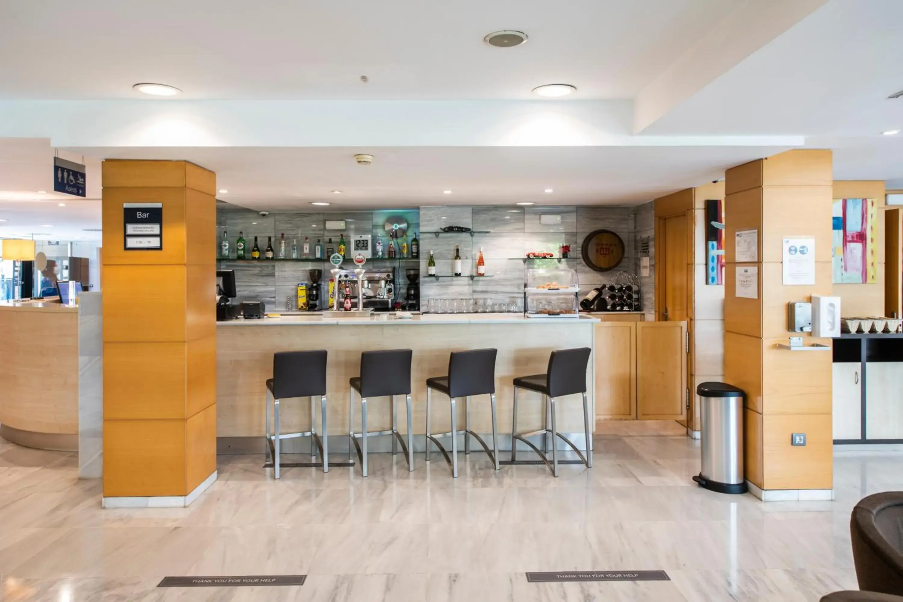 Lounge or bar in Holiday Inn Express Barcelona - Montmeló by IHG Lounge or bar in Holiday Inn Express Barcelona - Montmeló by IHG