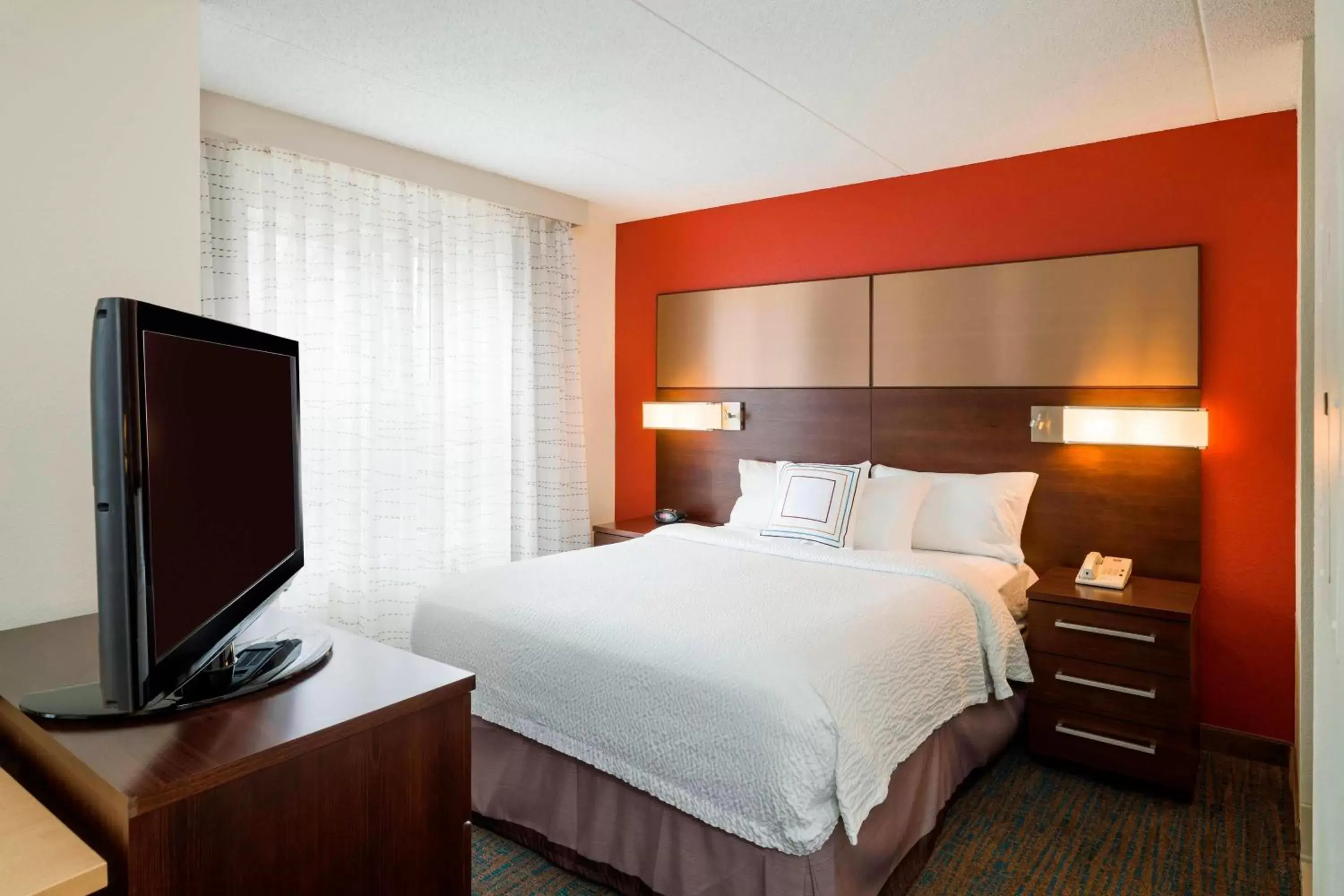 Photo of the whole room, Bed in Residence Inn Boston Framingham