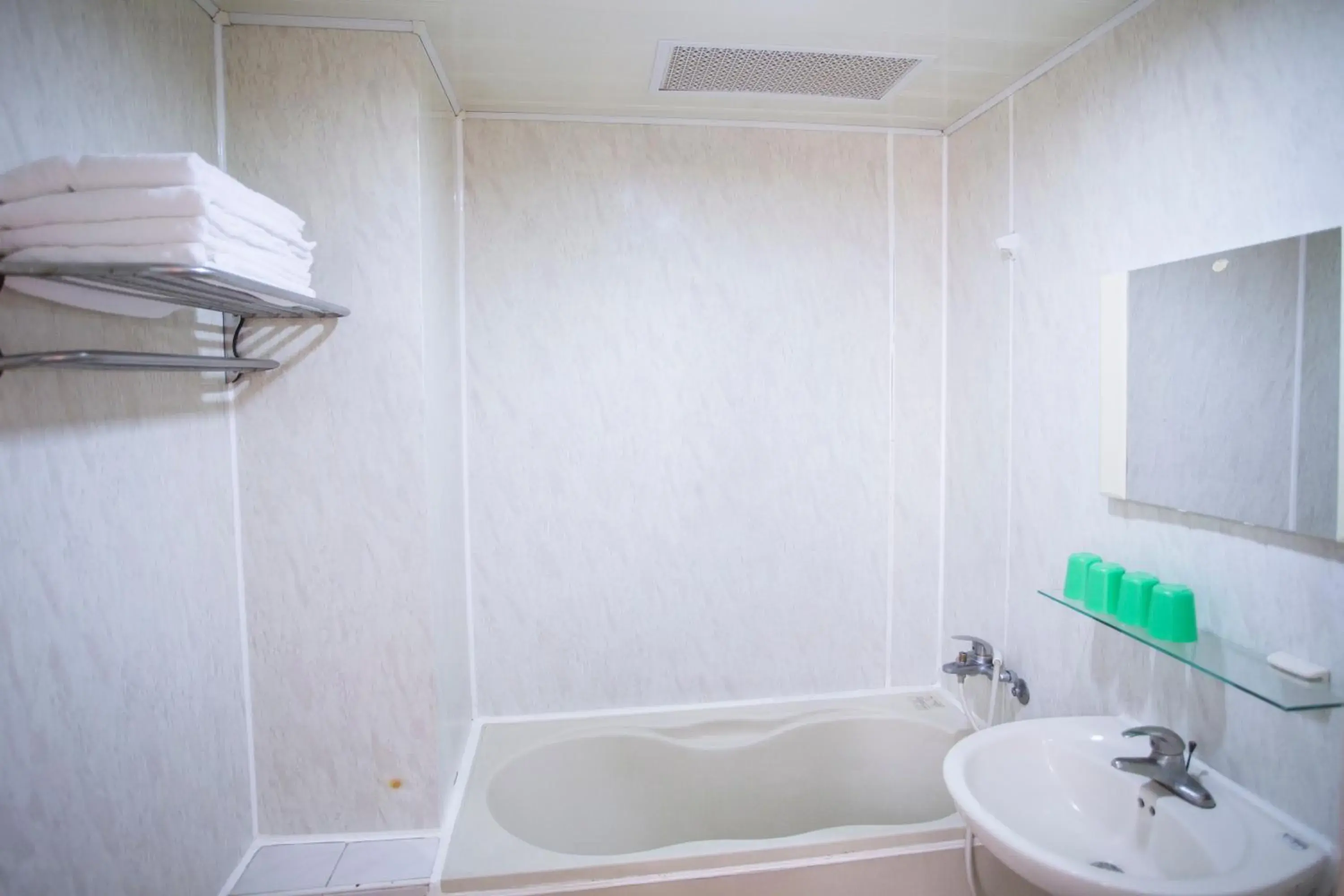Bathroom in Rui Gu Hotel
