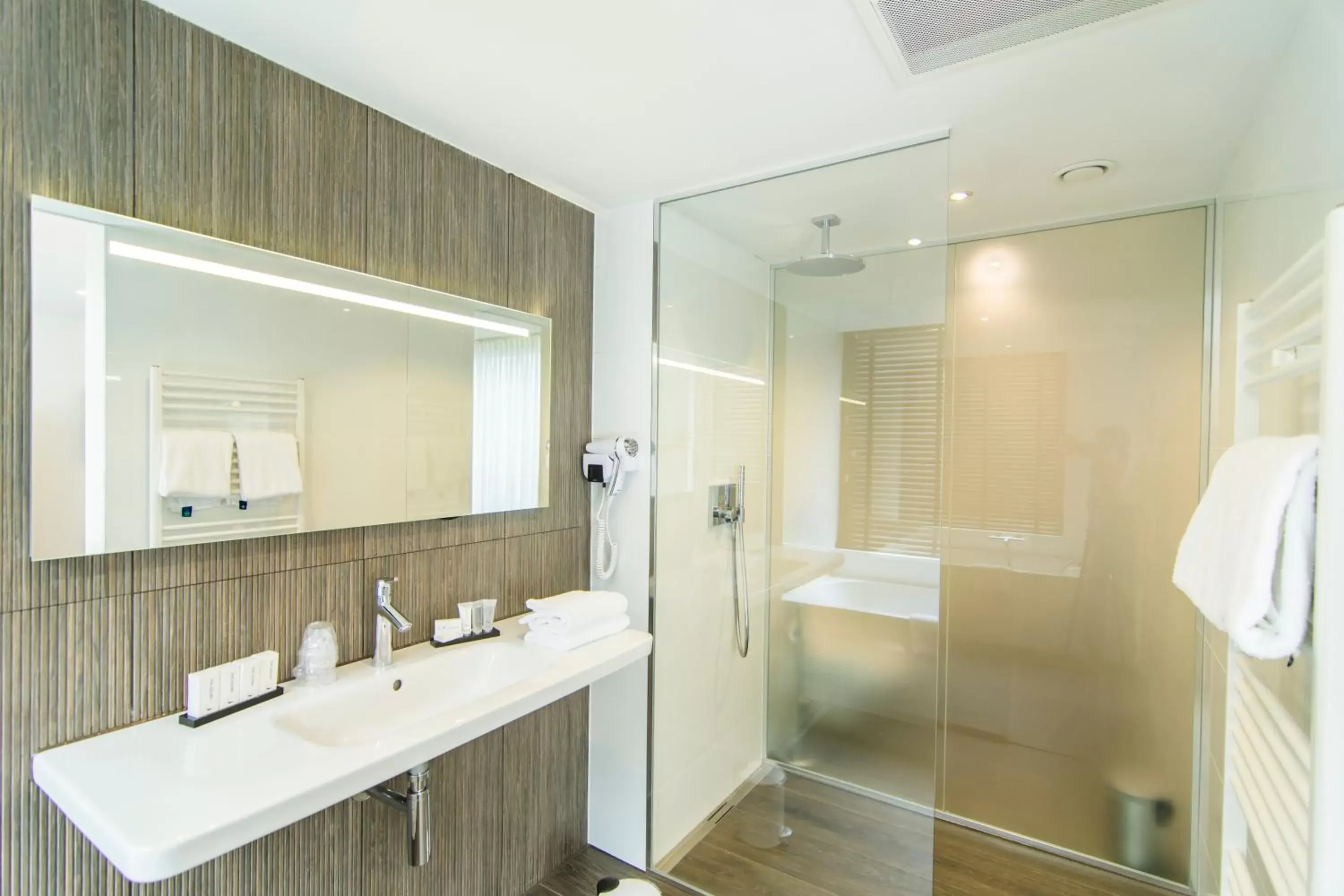 Shower, Bathroom in Van der Valk Hotel Hilversum/ De Witte Bergen