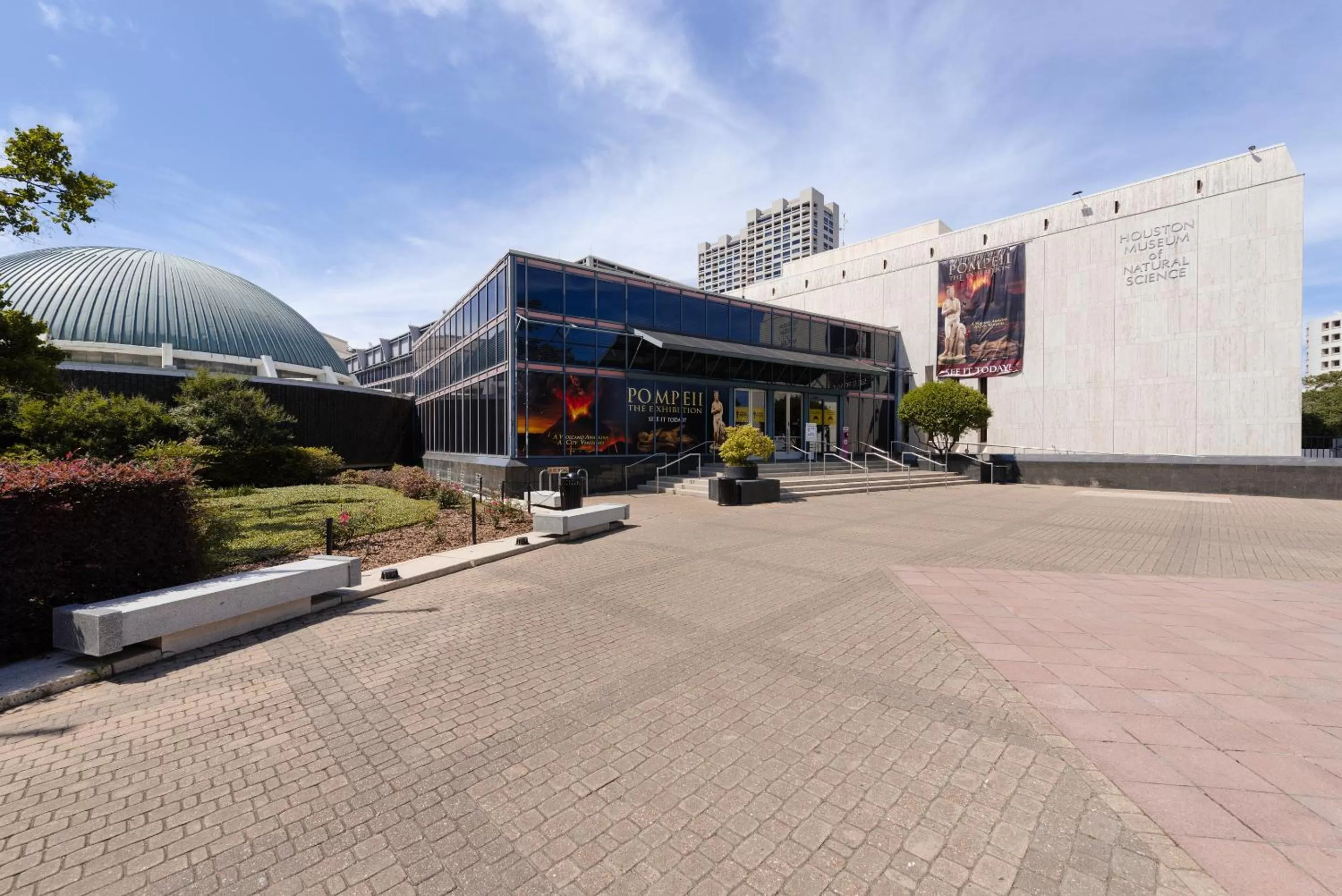 Property Building in Sonder The Hampstead