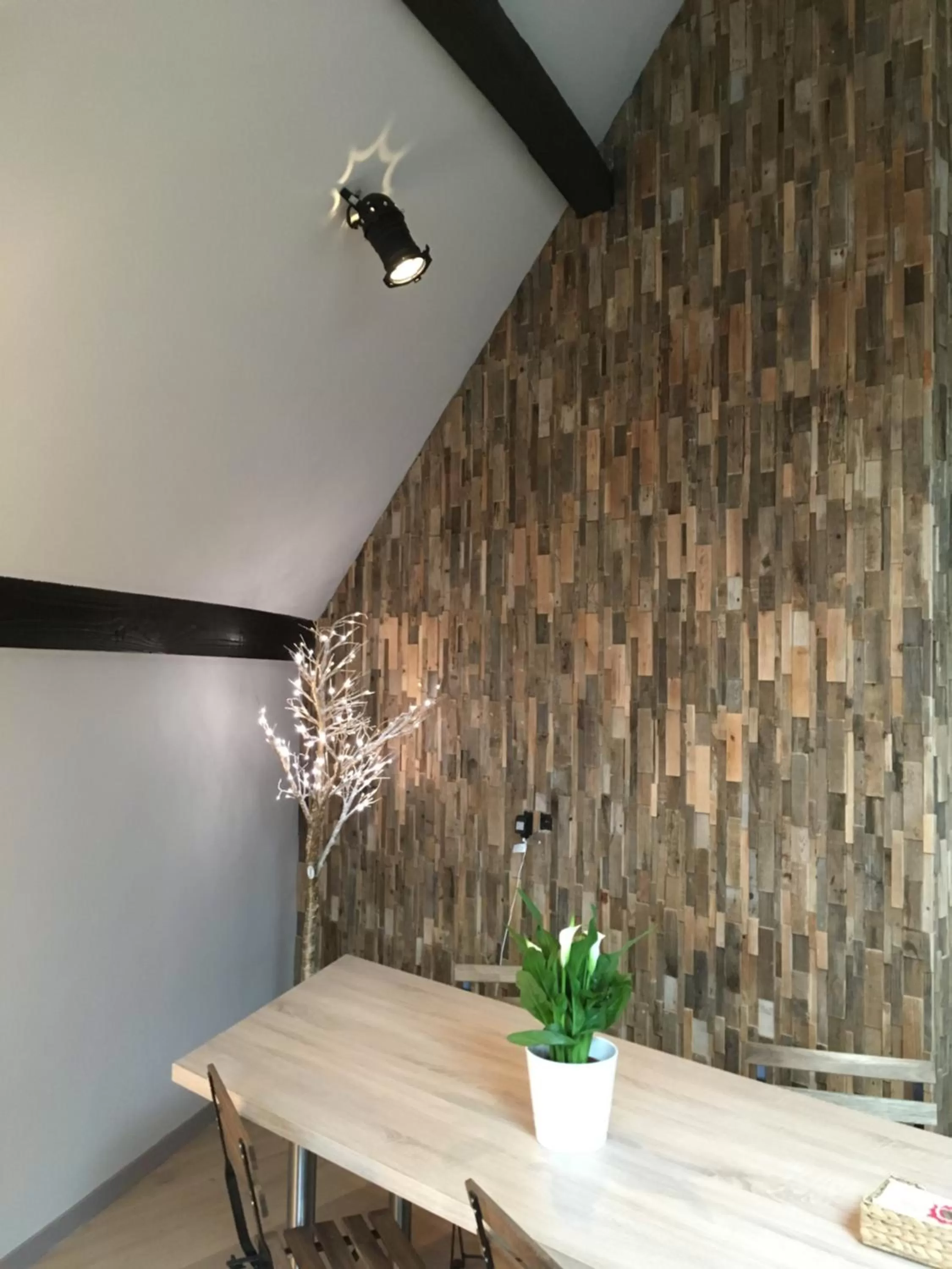 Dining area in All In One