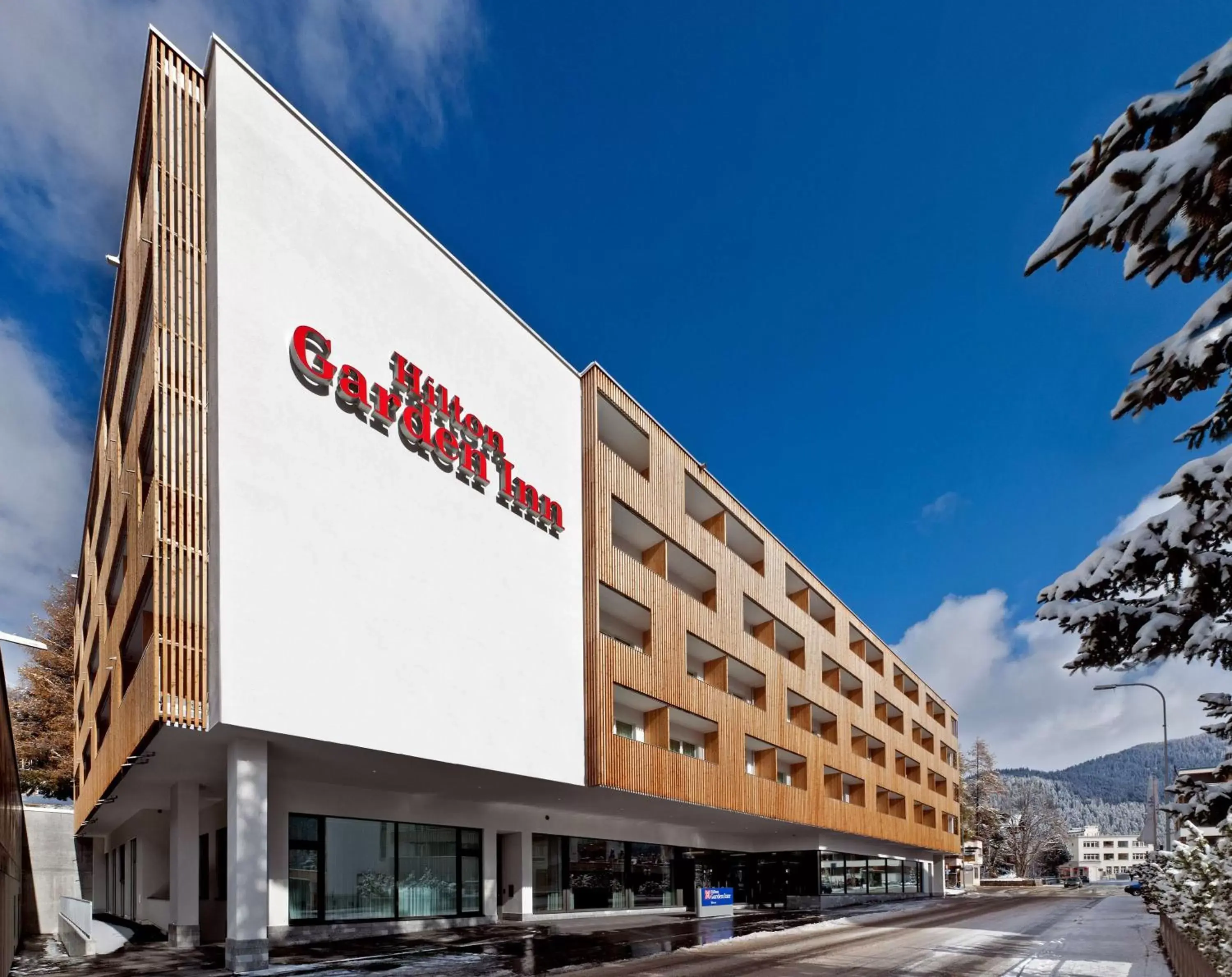 Property Building in Hilton Garden Inn Davos