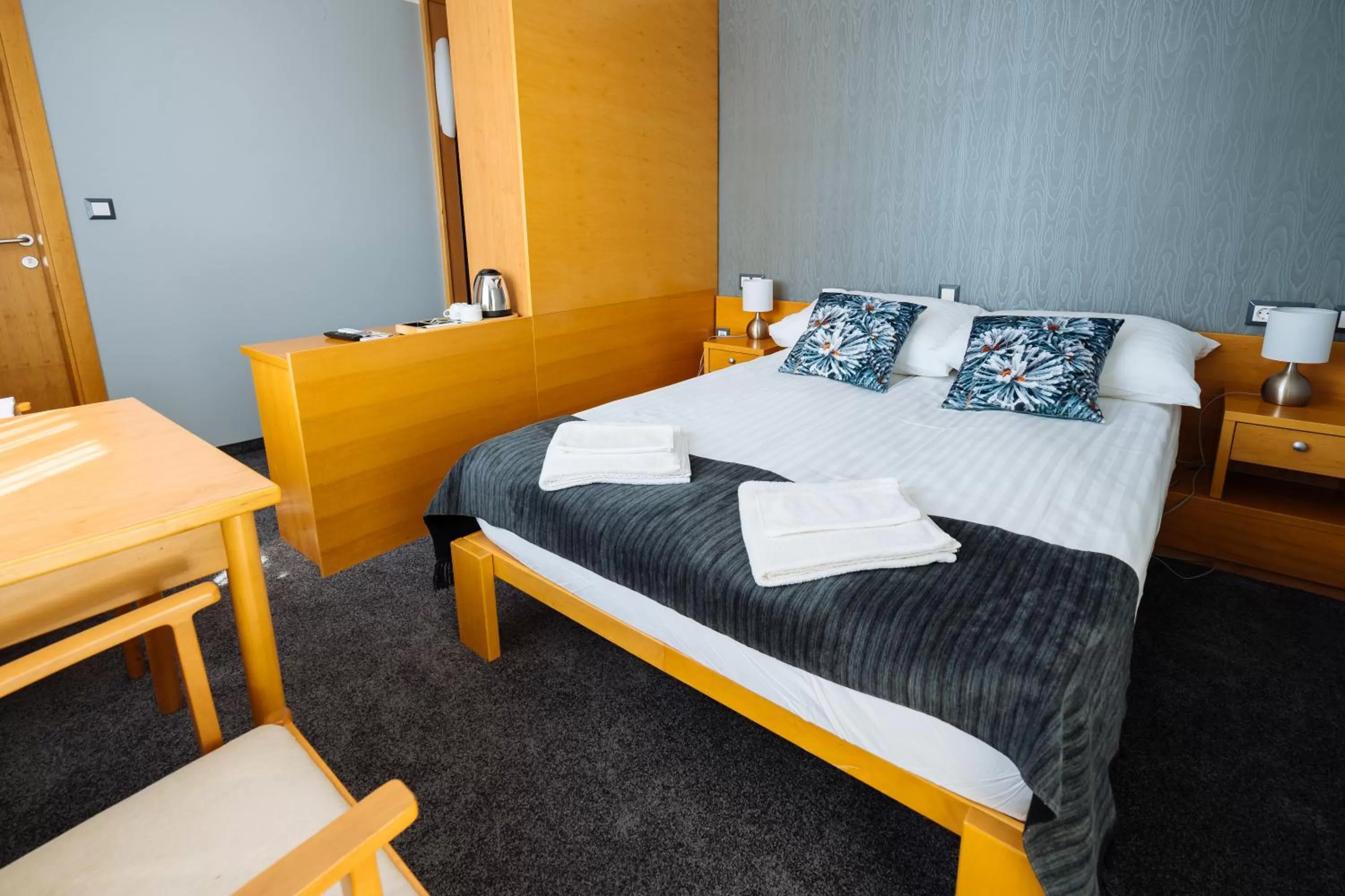 Photo of the whole room, Bed in Hotel GH Kolinska