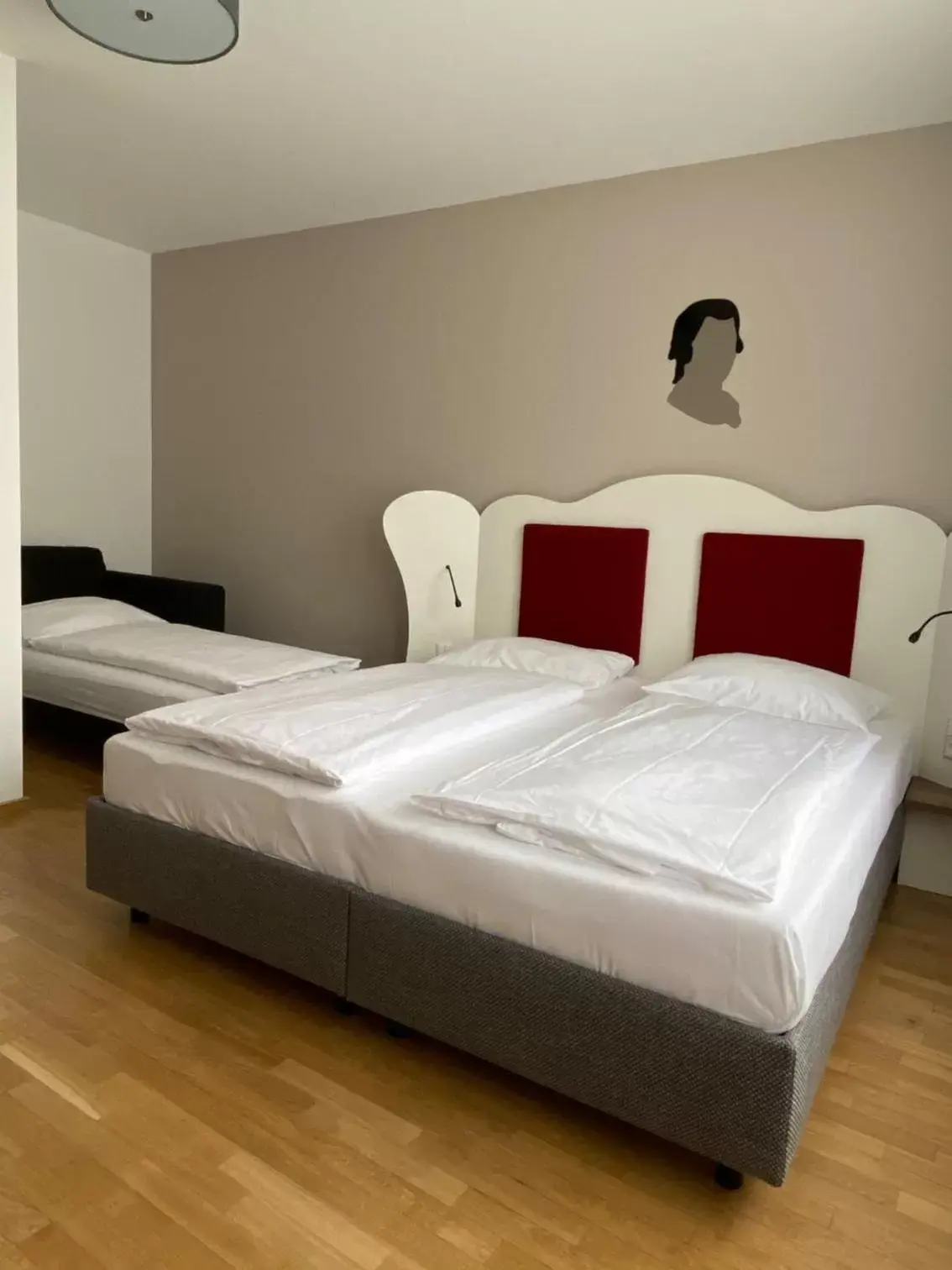 Superior Double Room in JUFA Hotel Salzburg City Superior Double Room in JUFA Hotel Salzburg City