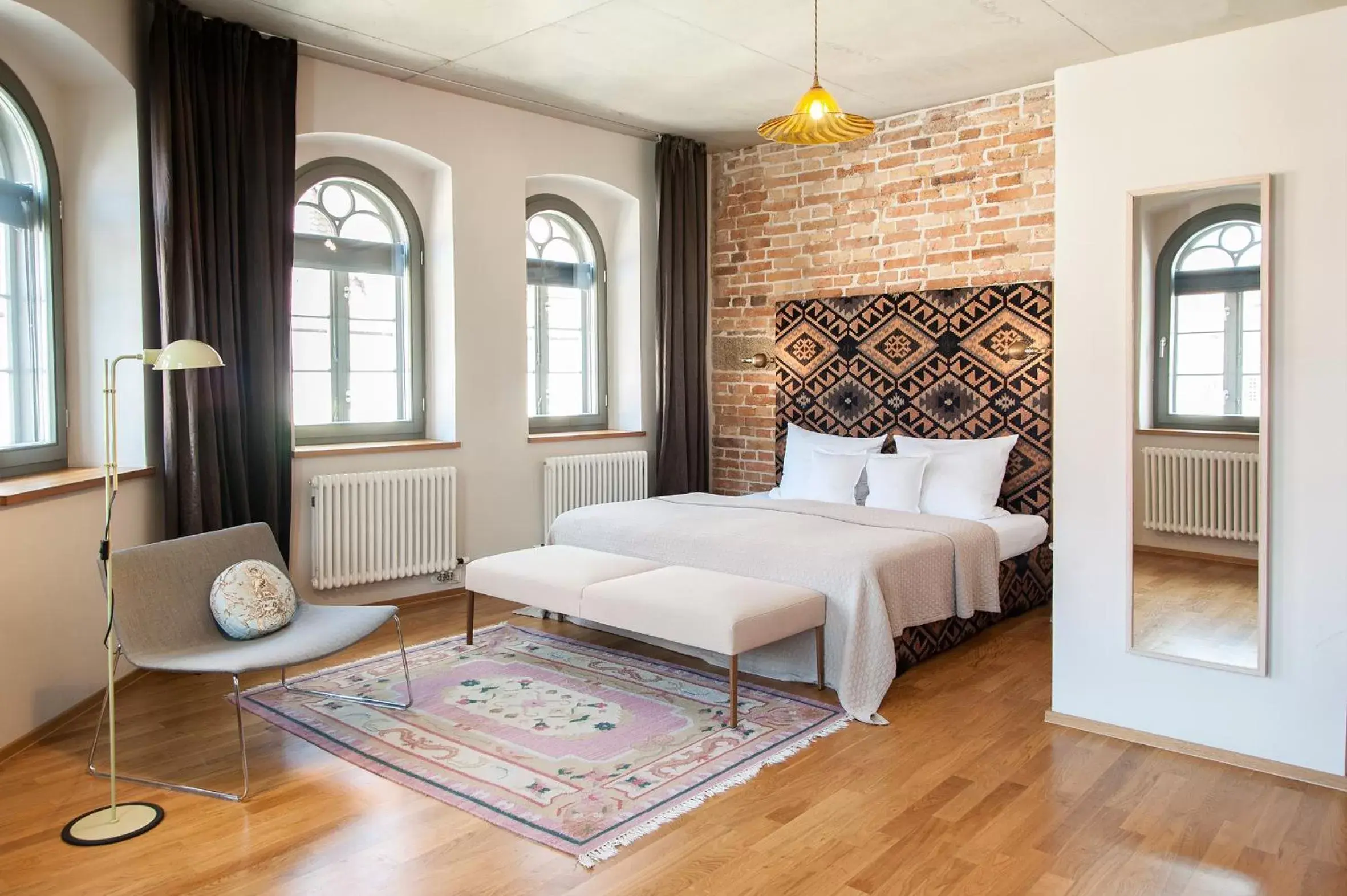 Double Room M with Old Town View in Emmerich Hotel Görlitz Double Room M with Old Town View in Emmerich Hotel Görlitz