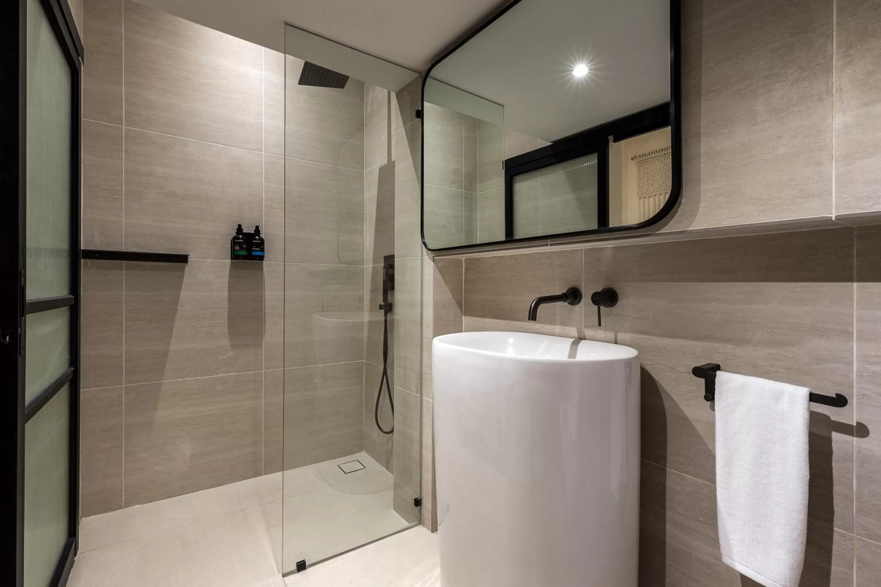 Bathroom in Muntri Maison