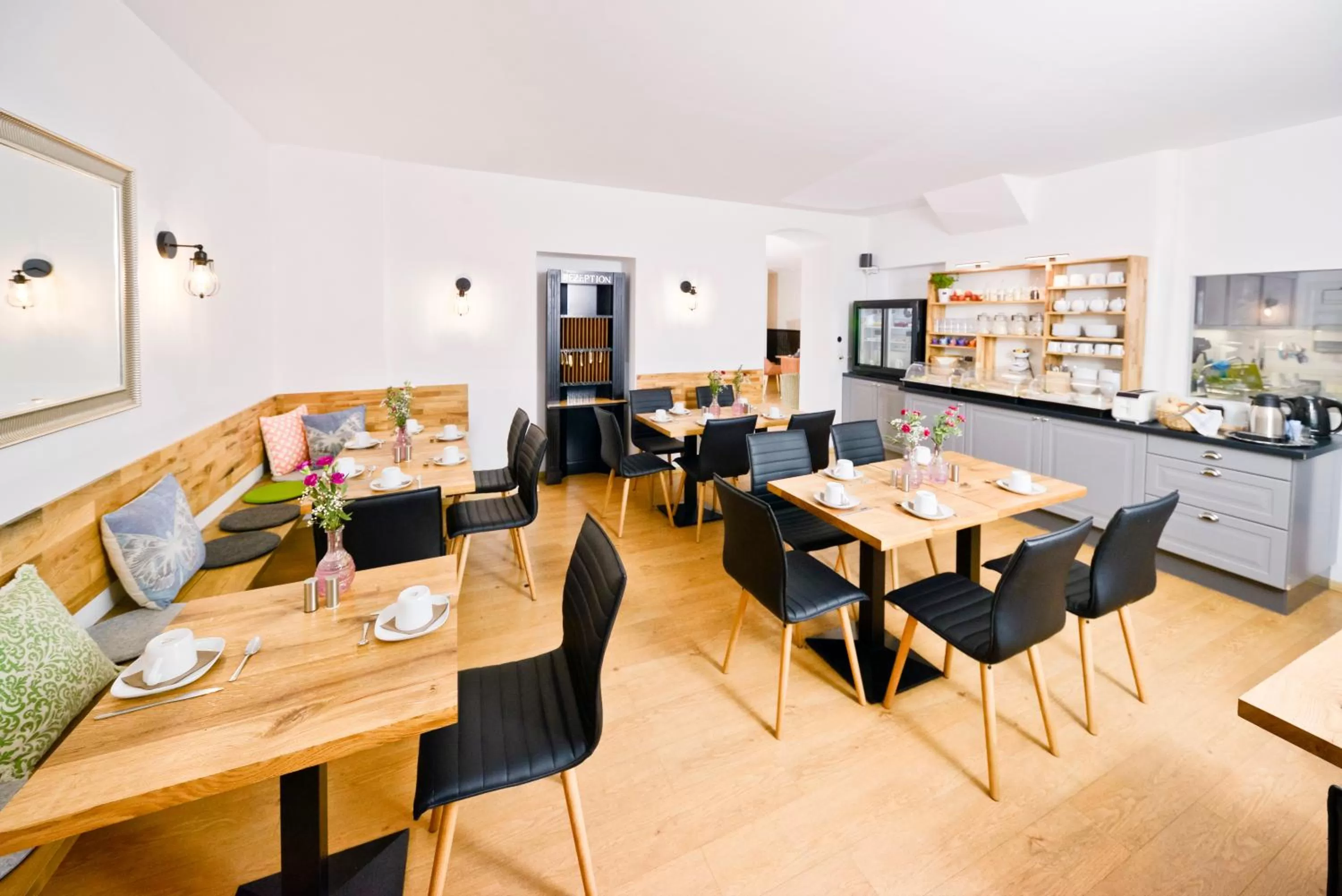 Dining area in Old Town Hotel
