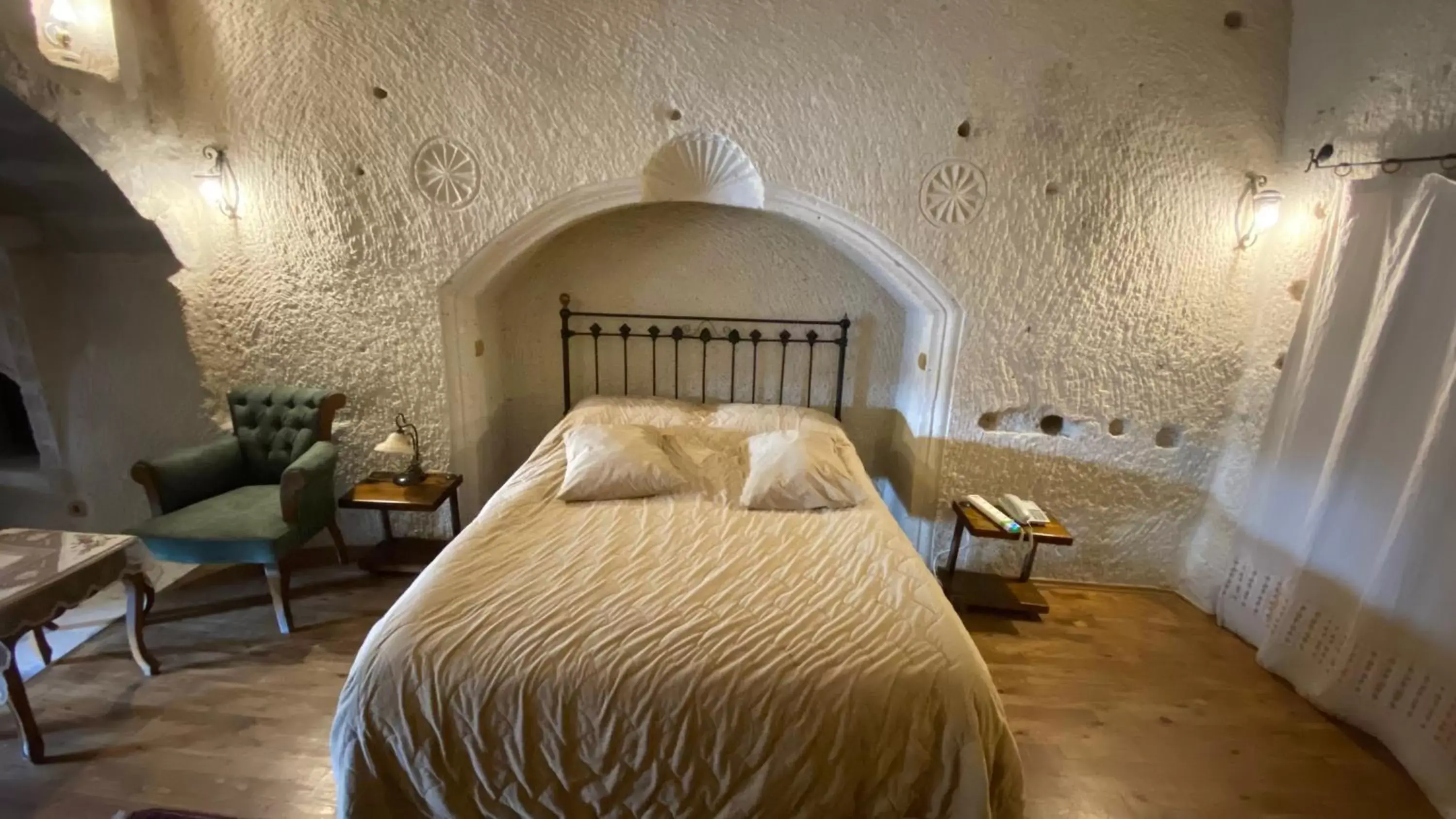 Massage, Bed in Aydinli Cave Hotel