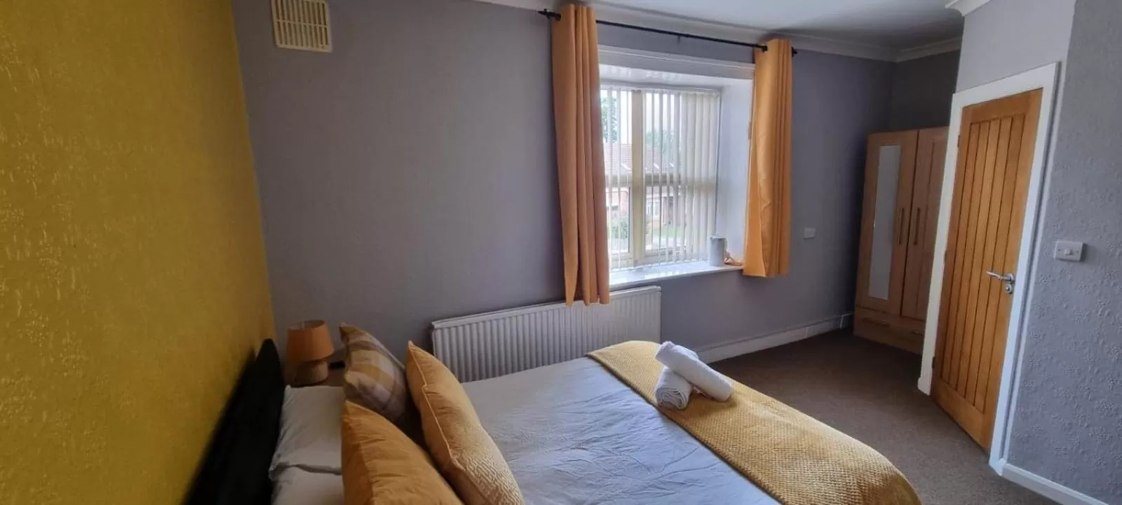 Bed in The Wheatsheaf Hotel