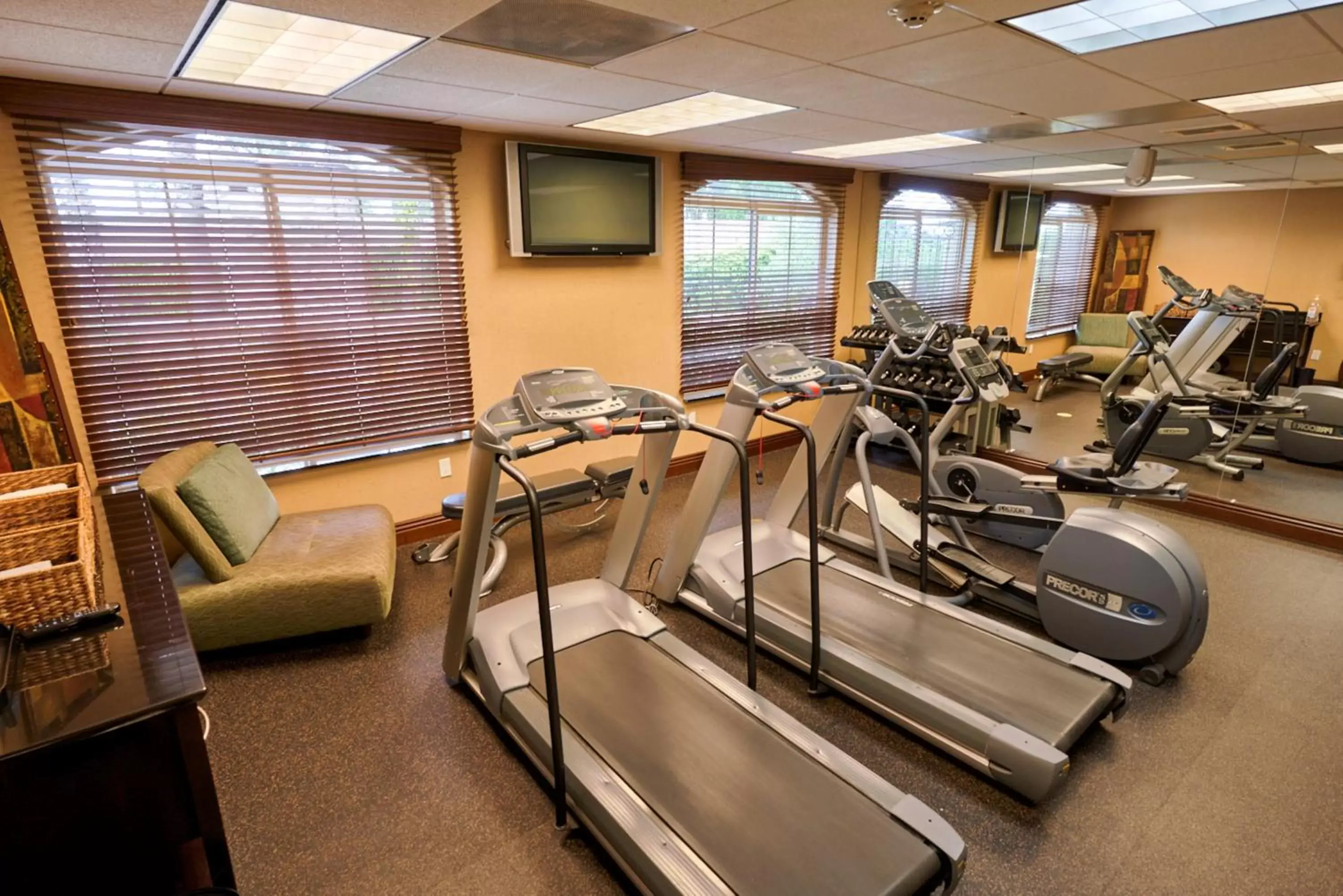 Fitness centre/facilities, Fitness Center/Facilities in La Bellasera Hotel And Suites