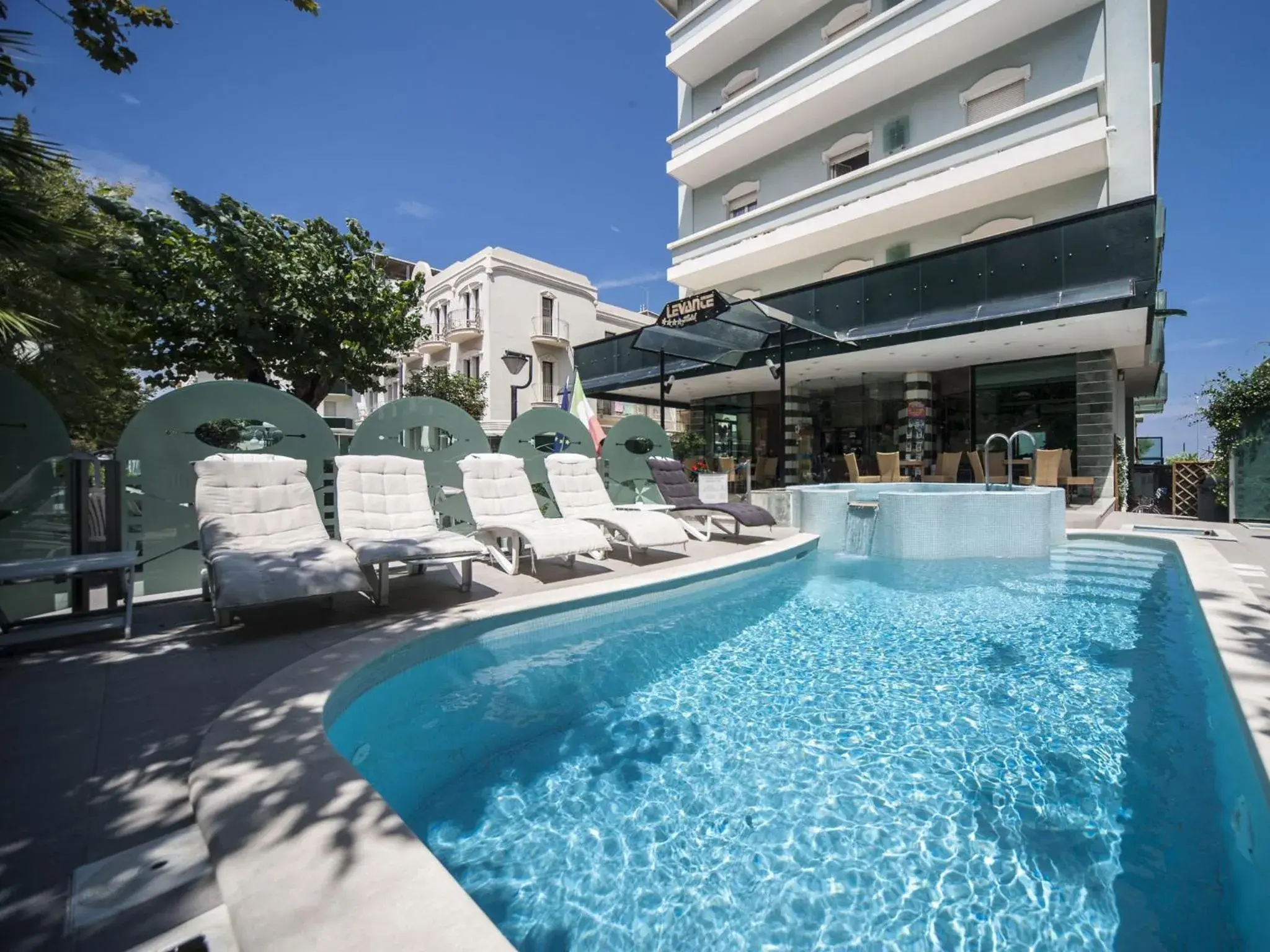 Swimming pool, Property Building in Hotel Levante